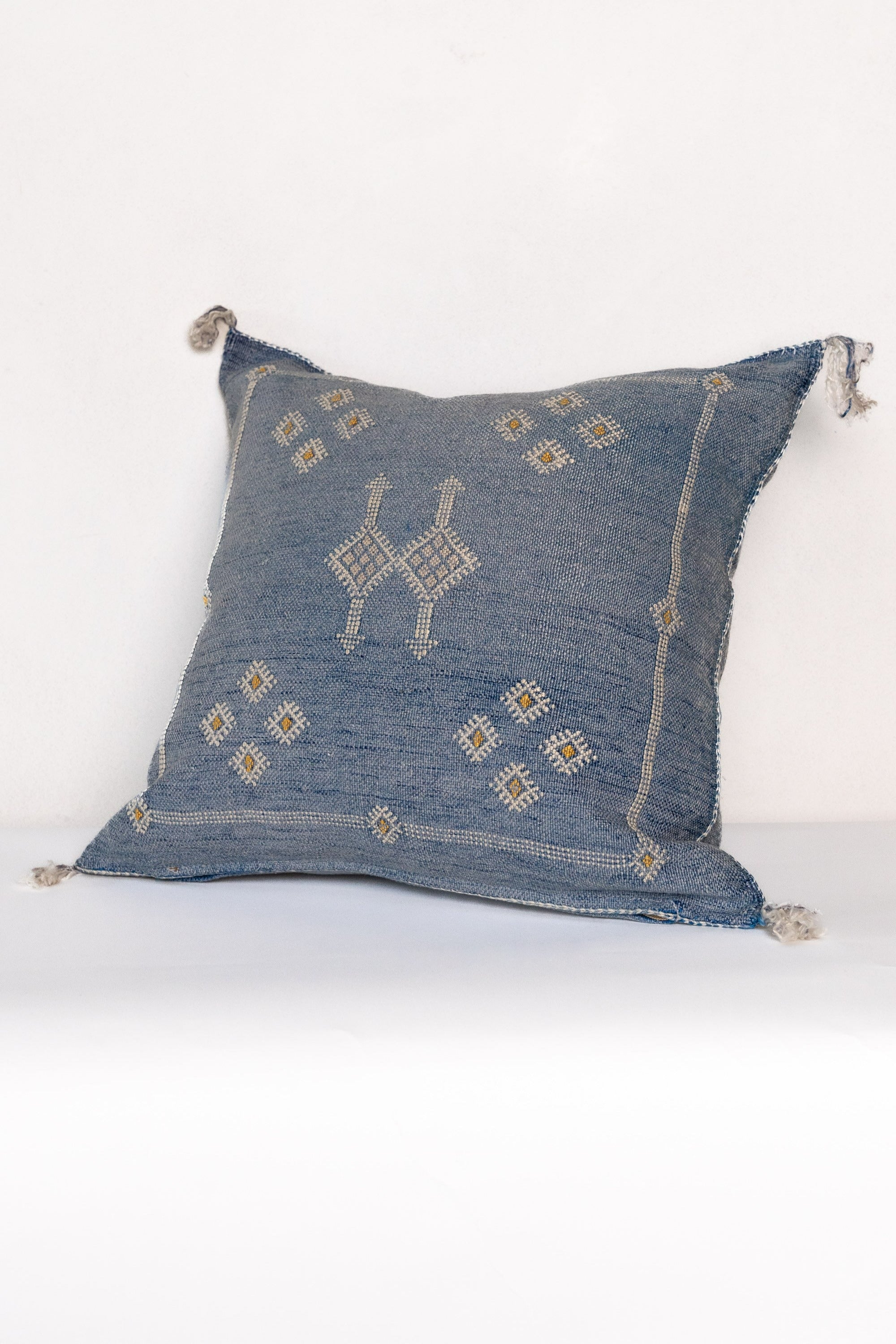 District Loom Pillow Cover No. 1088