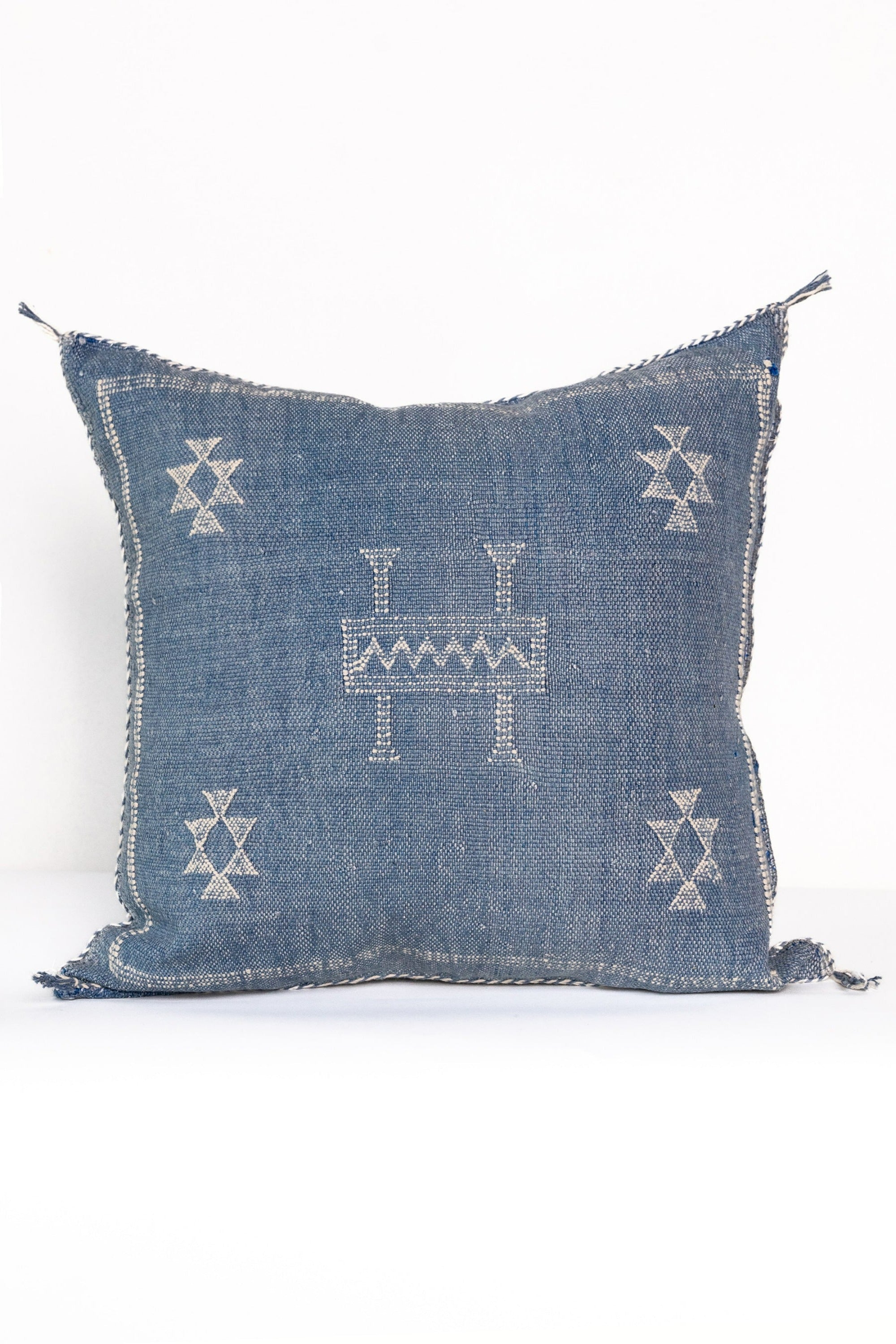 District Loom Pillow Cover No. 1092