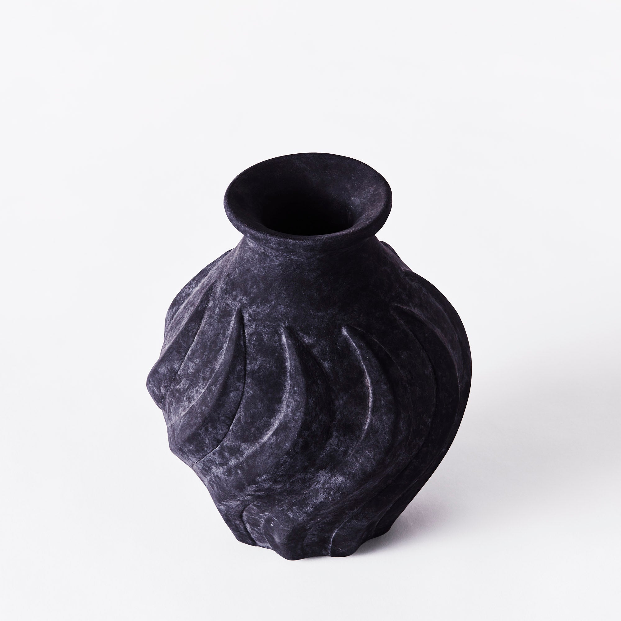 Swirl Vase Black Small