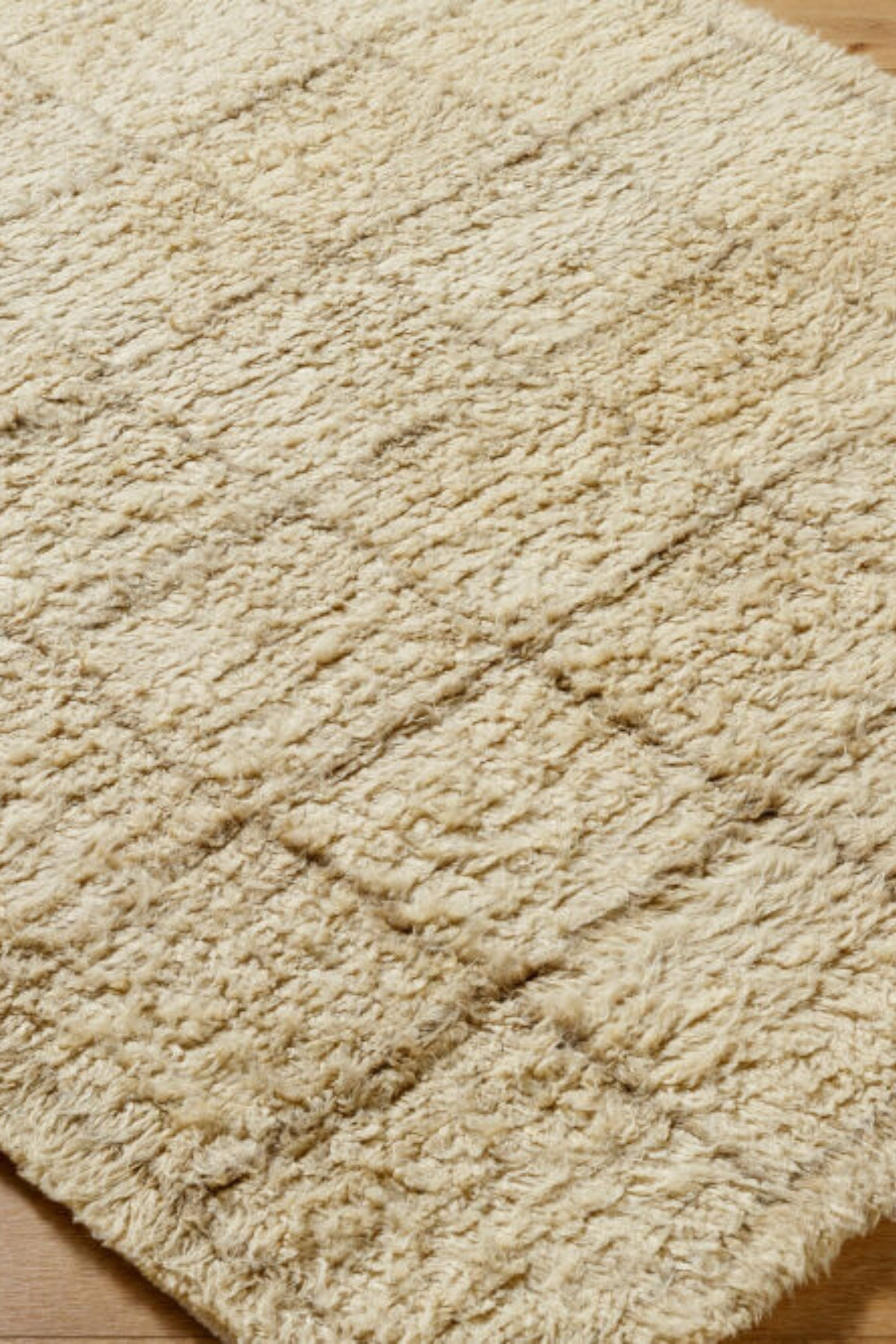 District Loom Modern hand knotted Moroccan Beni Ourain rug 010