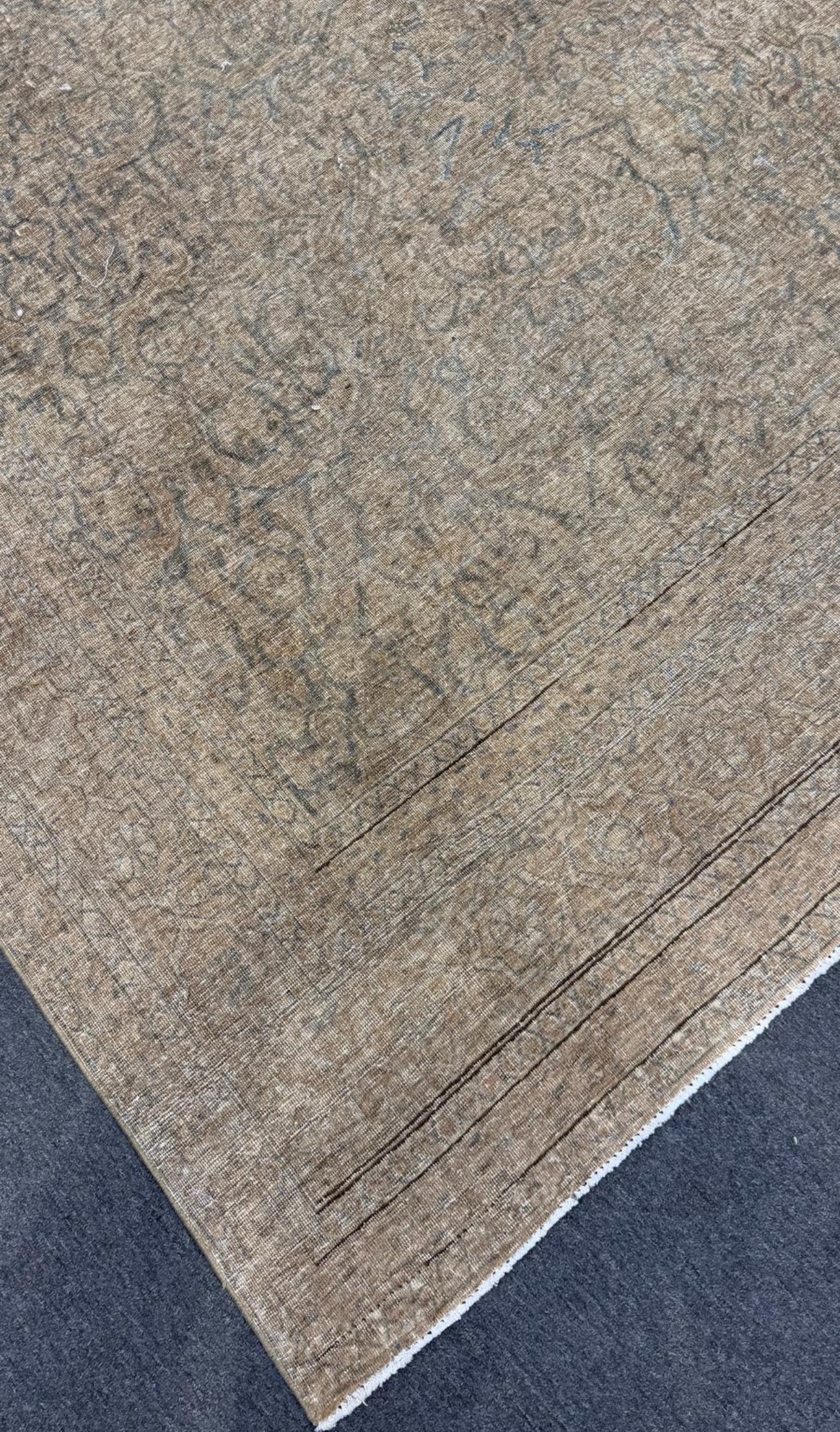 Custom sourced Tabriz for RT