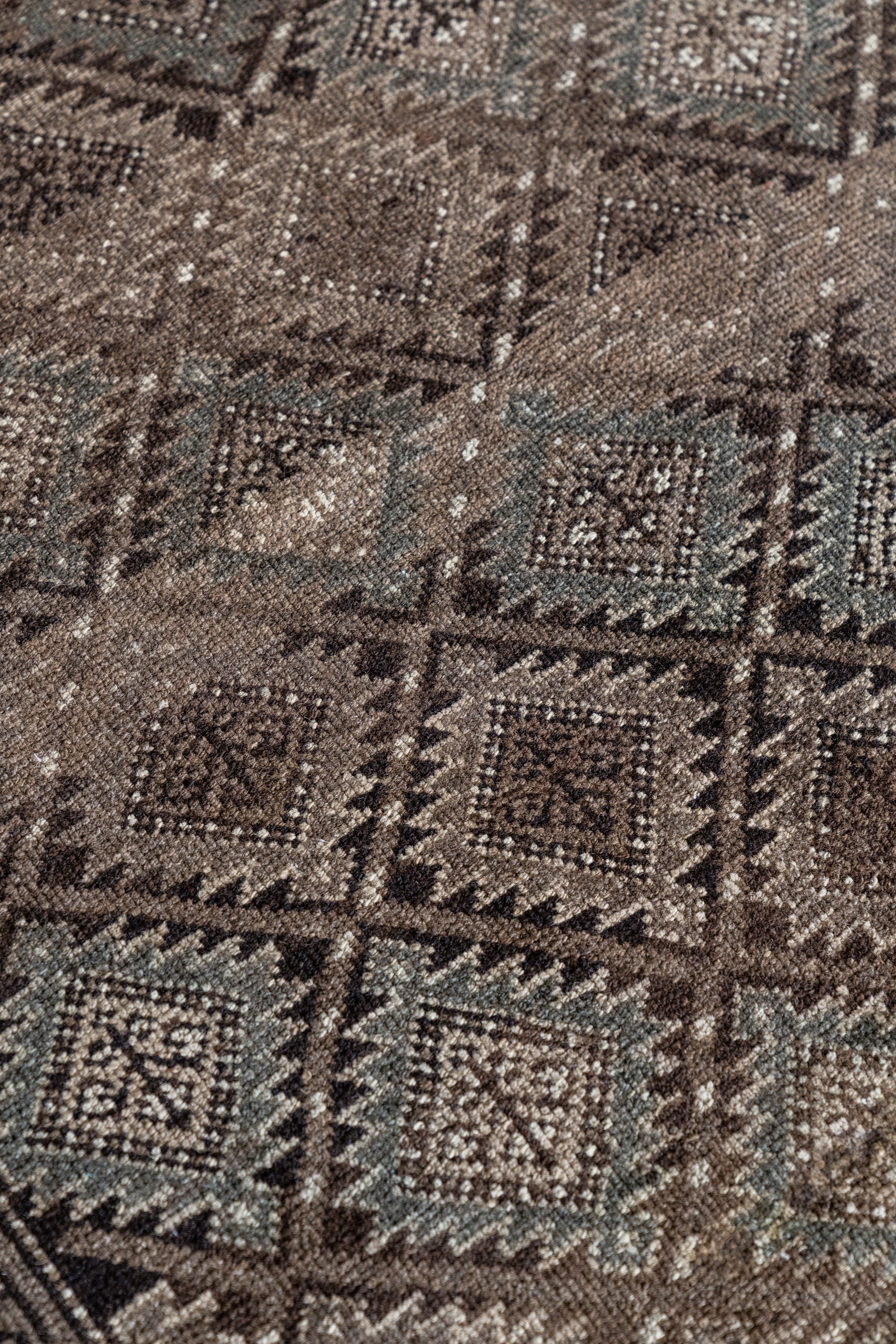 District Loom Vintage Shiraz Area Rug Chinook