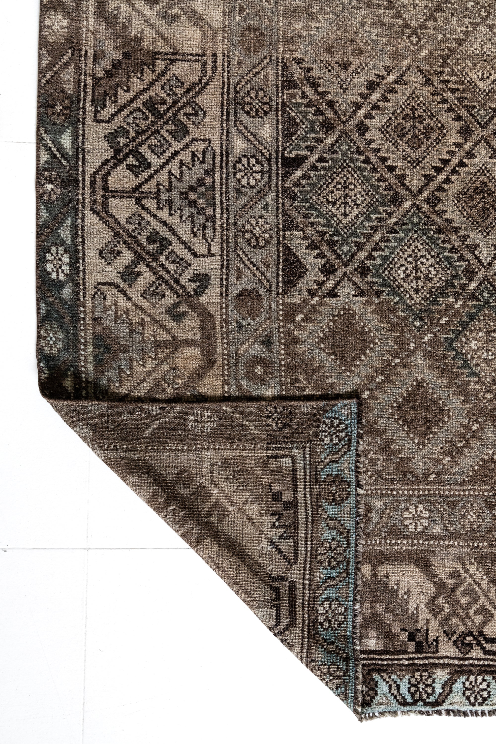 District Loom Vintage Shiraz Area Rug Chinook