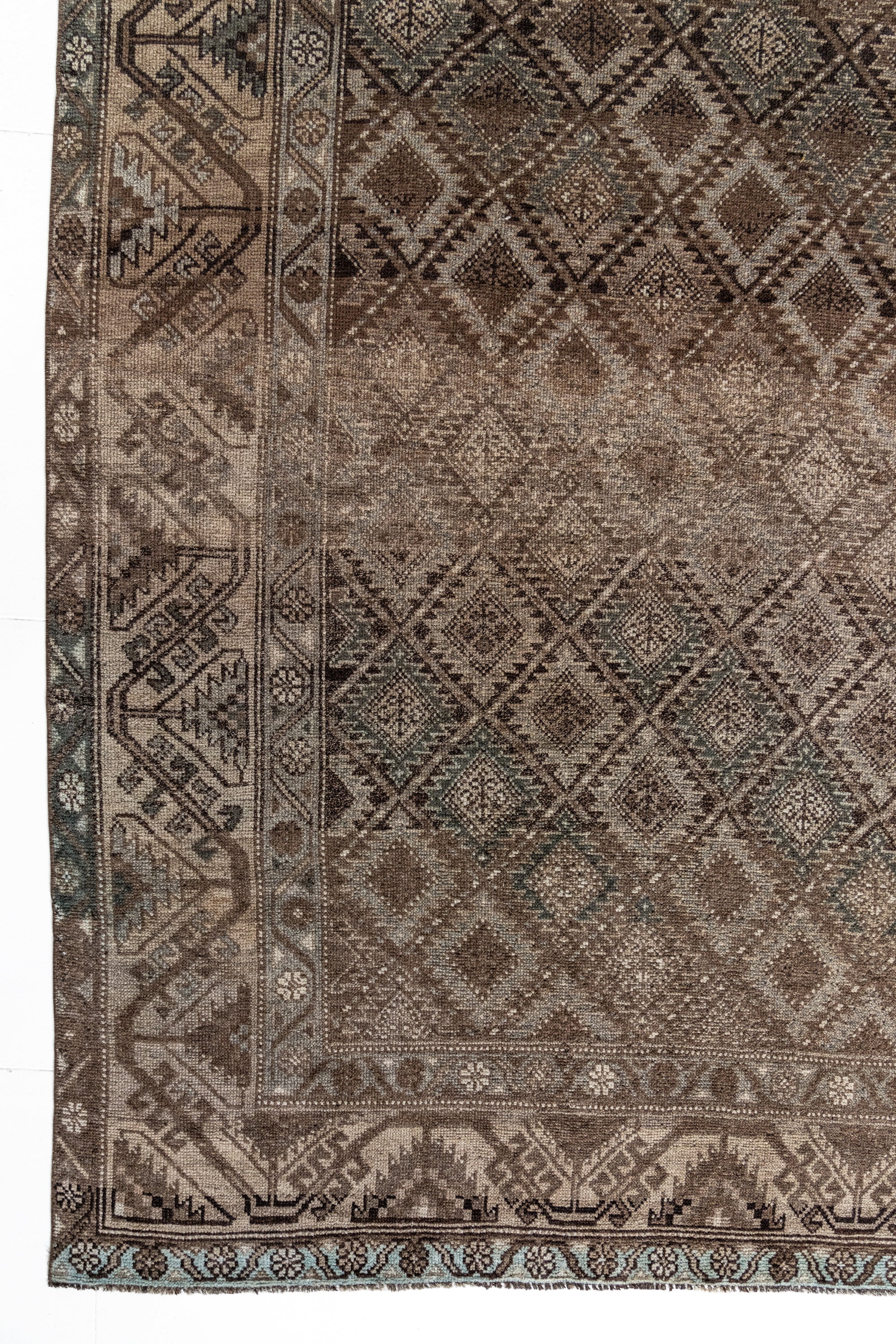 District Loom Vintage Shiraz Area Rug Chinook