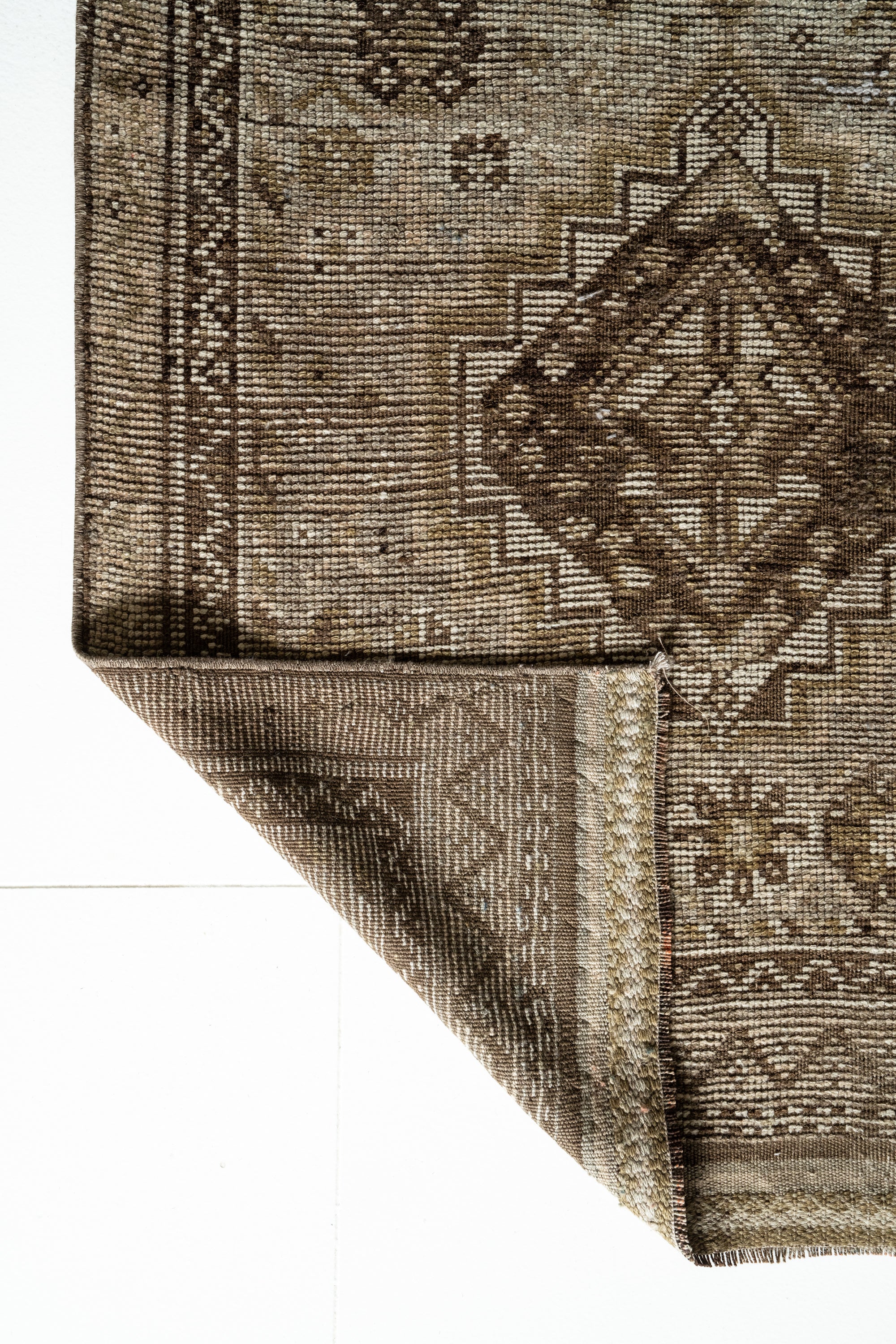 District loom Vintage Shiraz Runner Rug Ismay