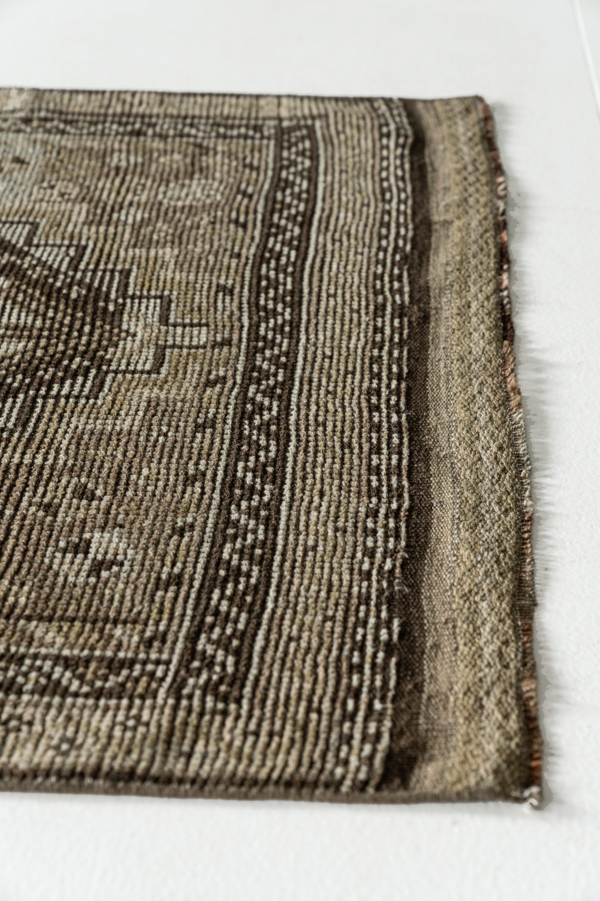 District loom Vintage Shiraz Runner Rug Ismay