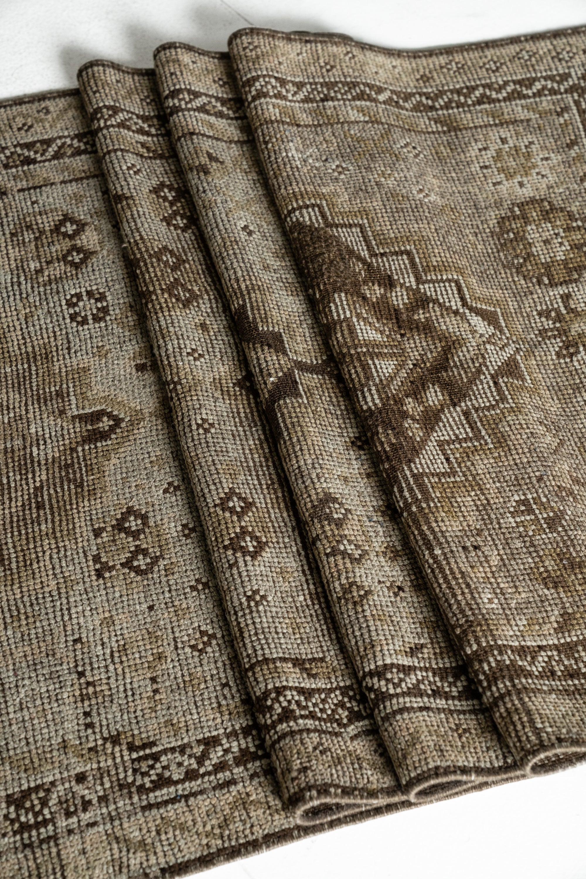 District loom Vintage Shiraz Runner Rug Ismay