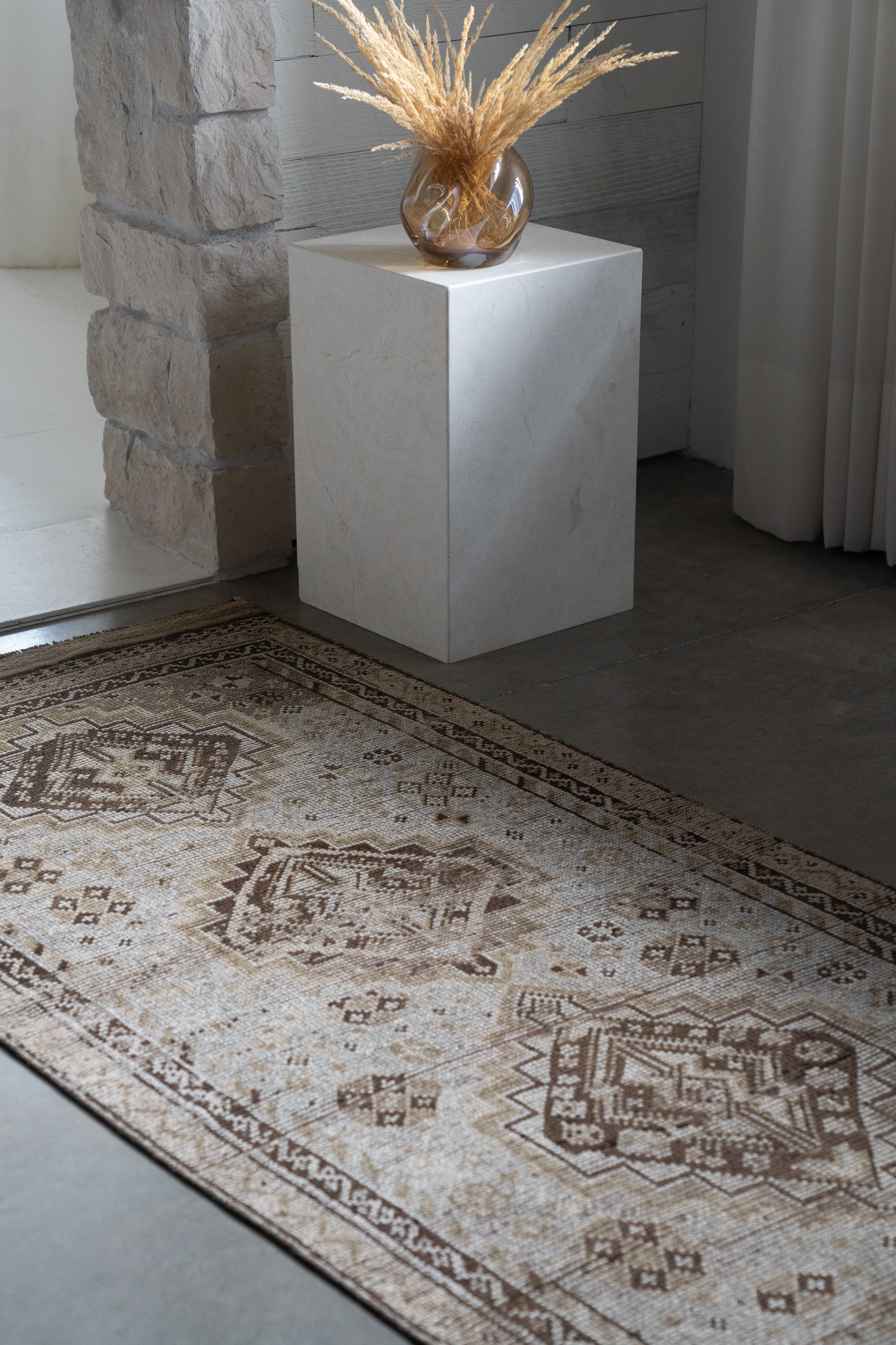 District loom Vintage Shiraz Runner Rug Ismay