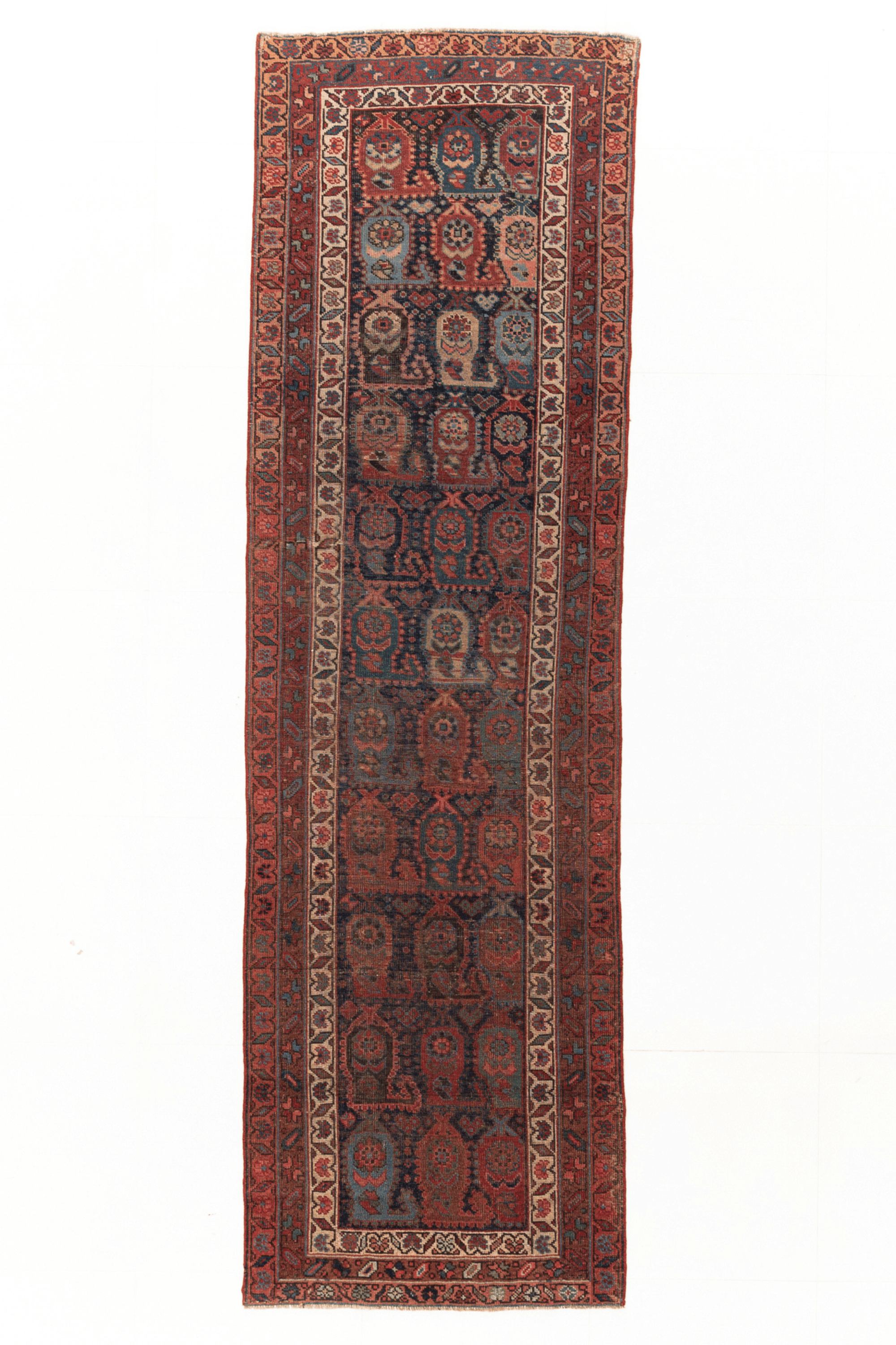 Bogert | 3’3 x 11’
