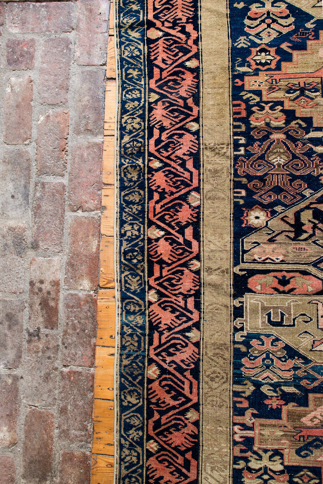 Heirloom 0041 | 5’9" x 10’10"