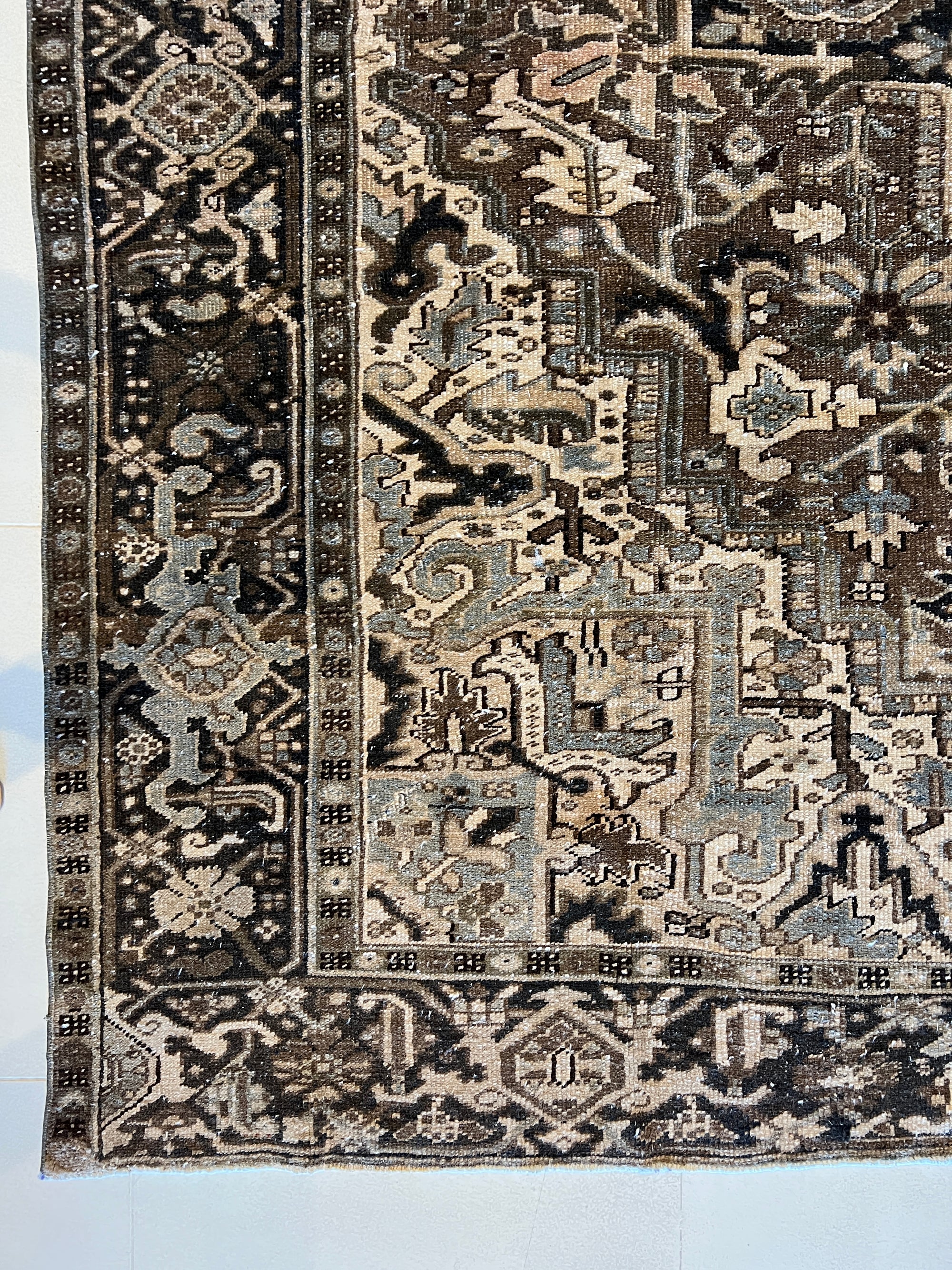 Antique Heriz Presale