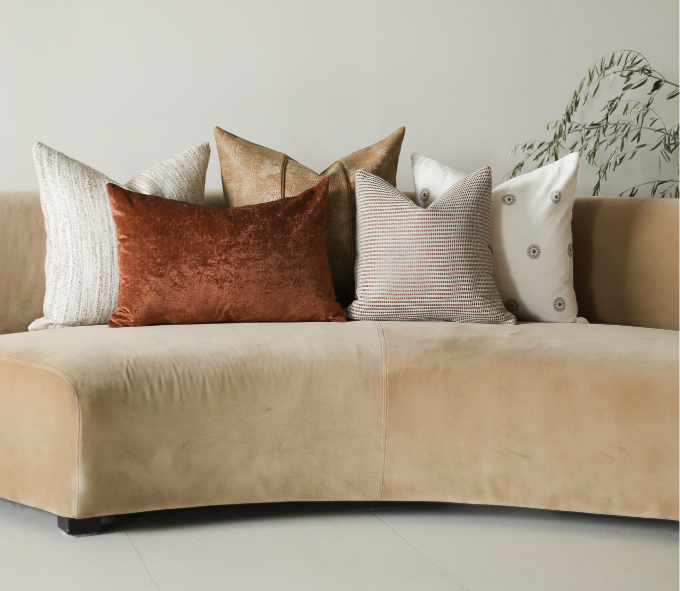 Vantage Design Pillow Collection