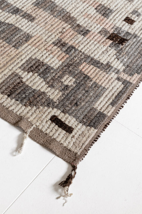 District Loom Contemporary Tulu area rug 019