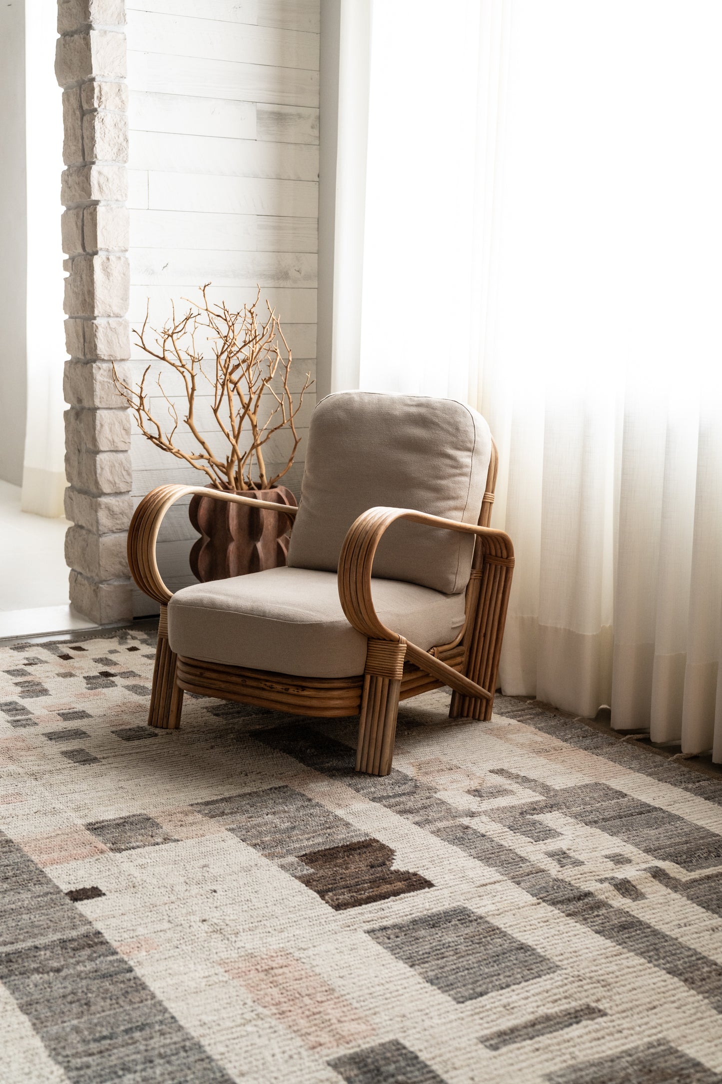 District Loom Contemporary Tulu area rug 019