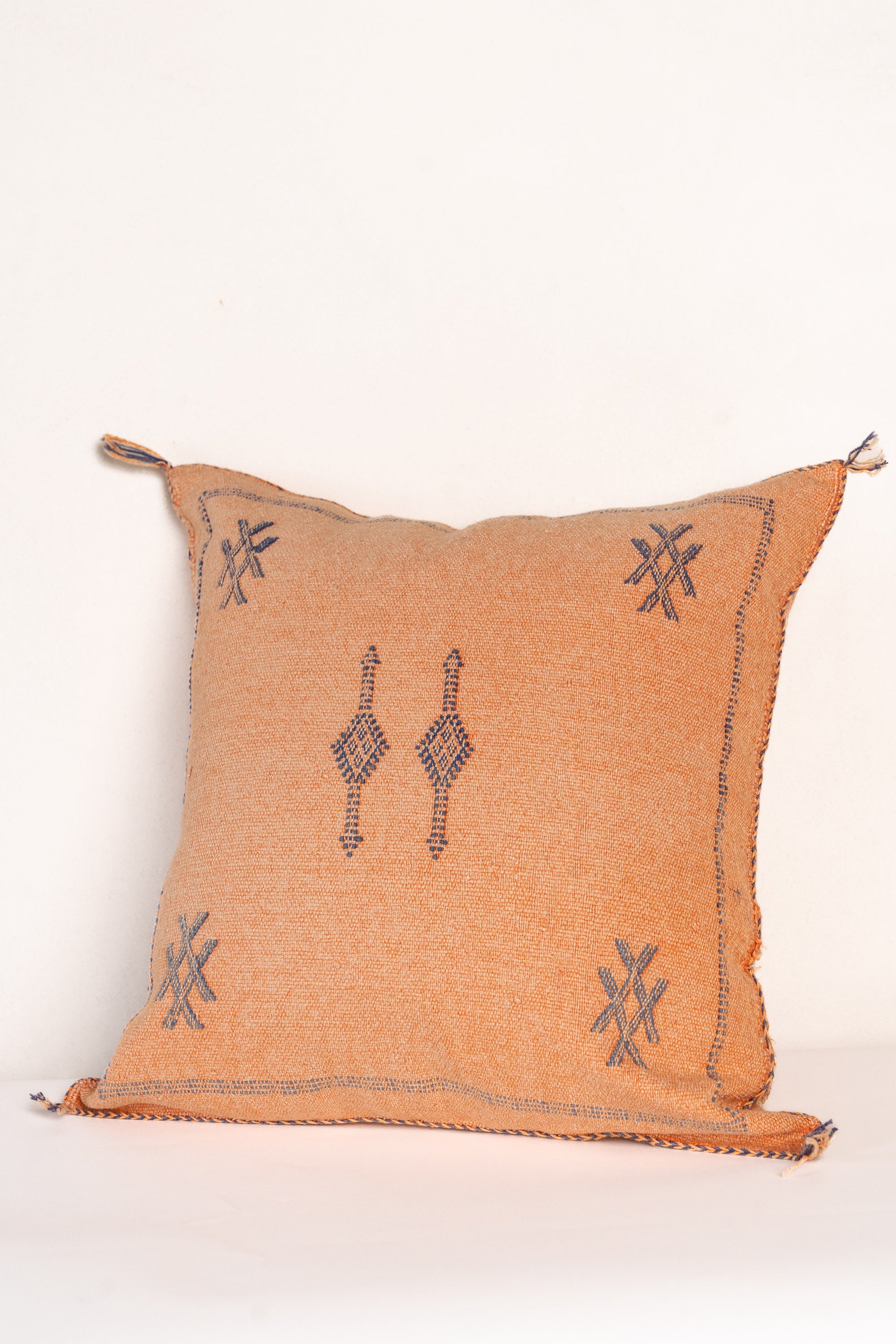 District Loom Pillow Cover No. 1043