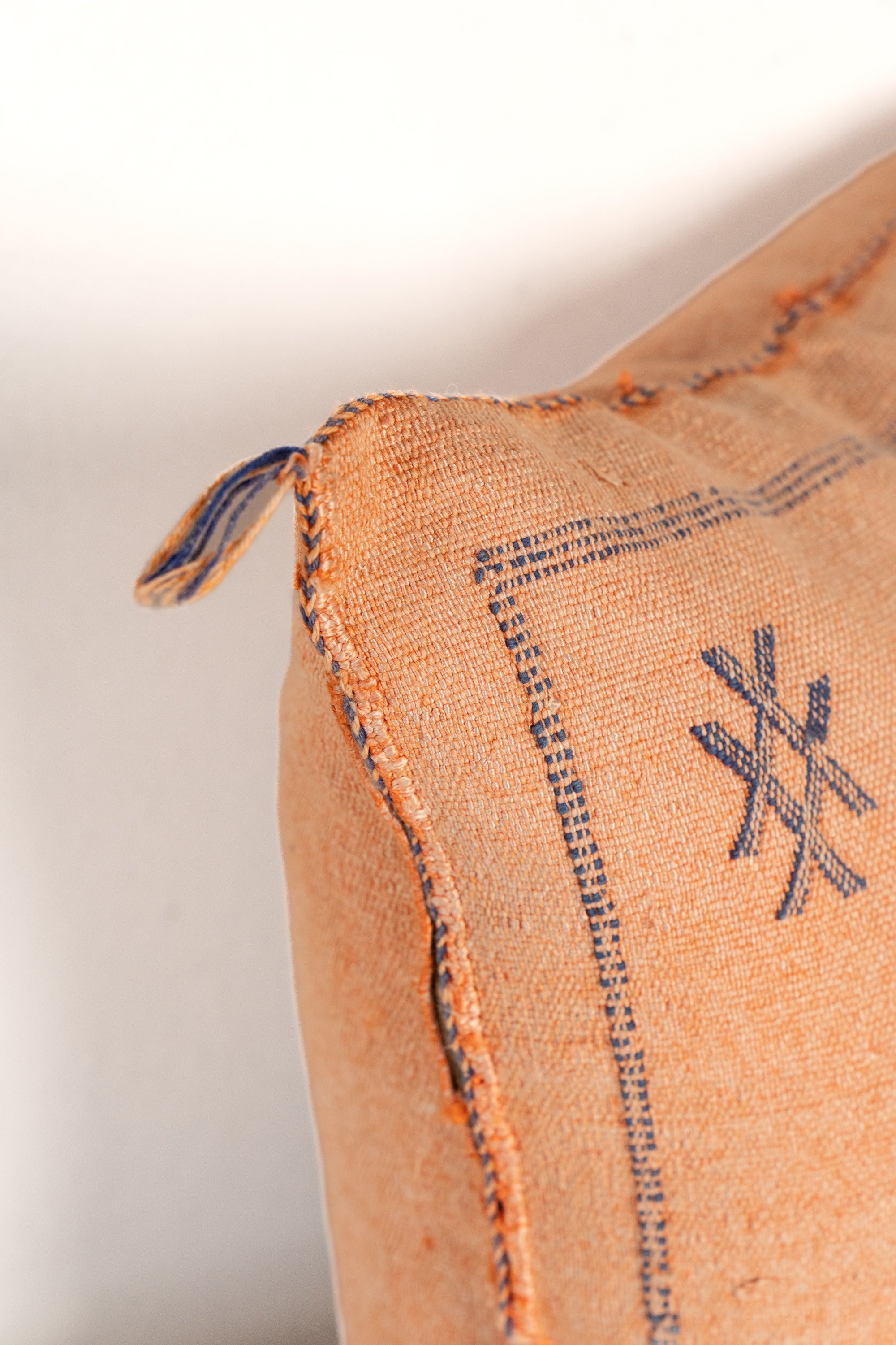 District Loom Pillow Cover No. 1043