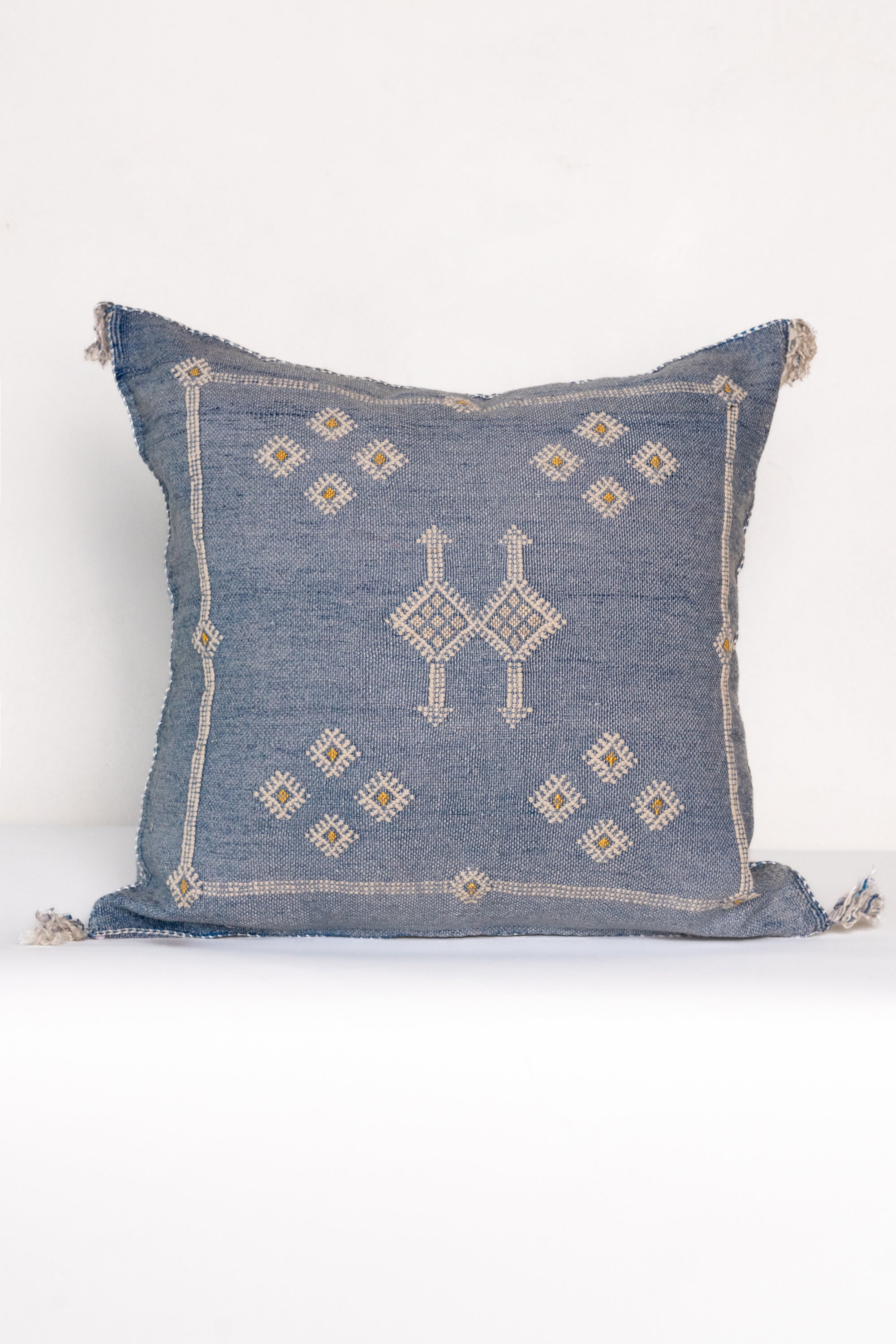 District Loom Pillow Cover No. 1091