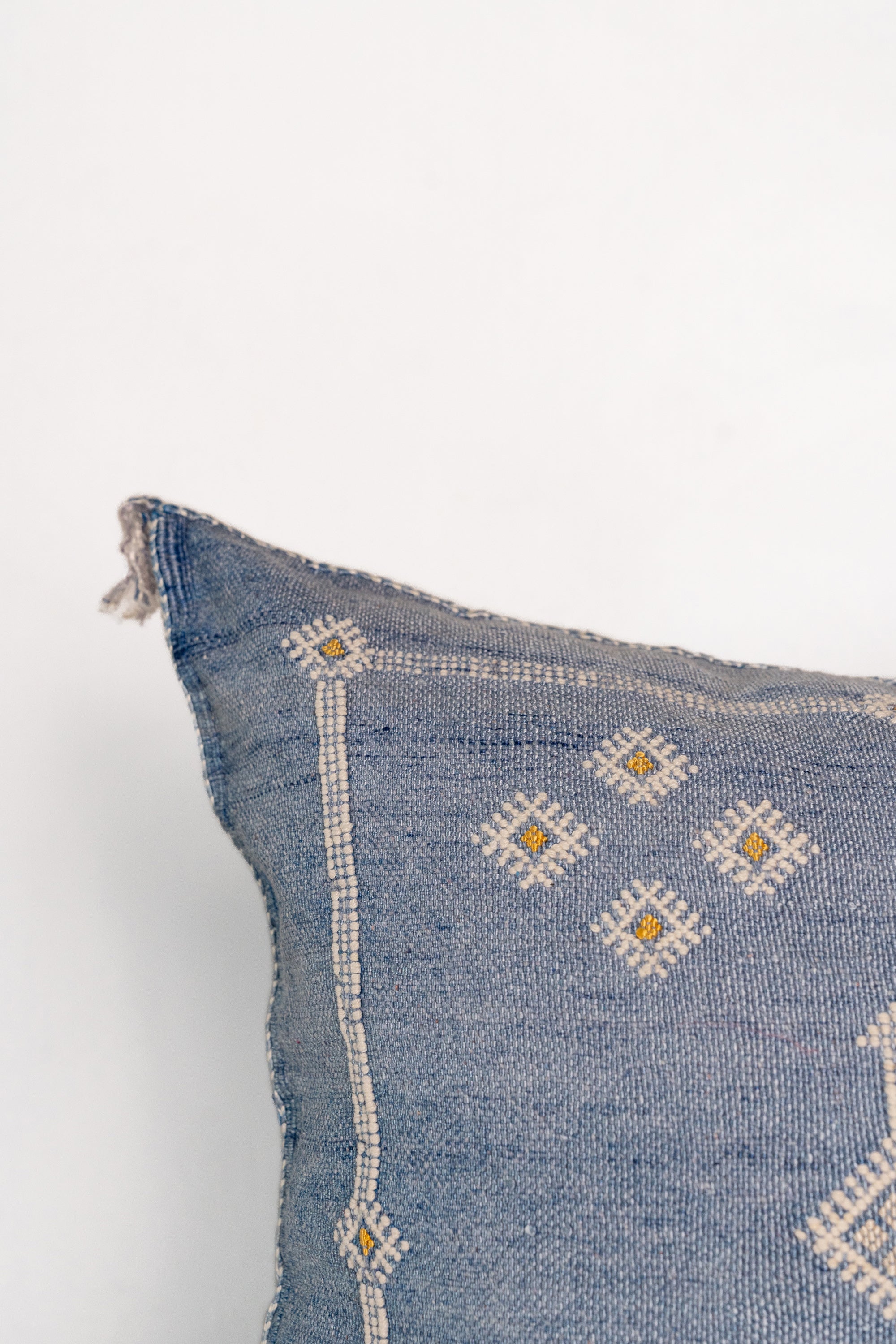 District Loom Pillow Cover No. 1091