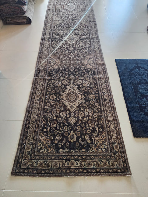 Well X Design Stair runner option 1 | 3'3 x 17'11