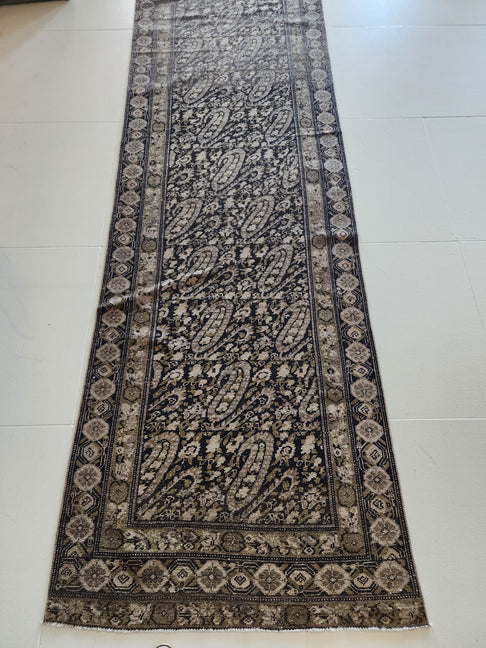 Well X Design Stair runner option 8 | 3' x 10'6