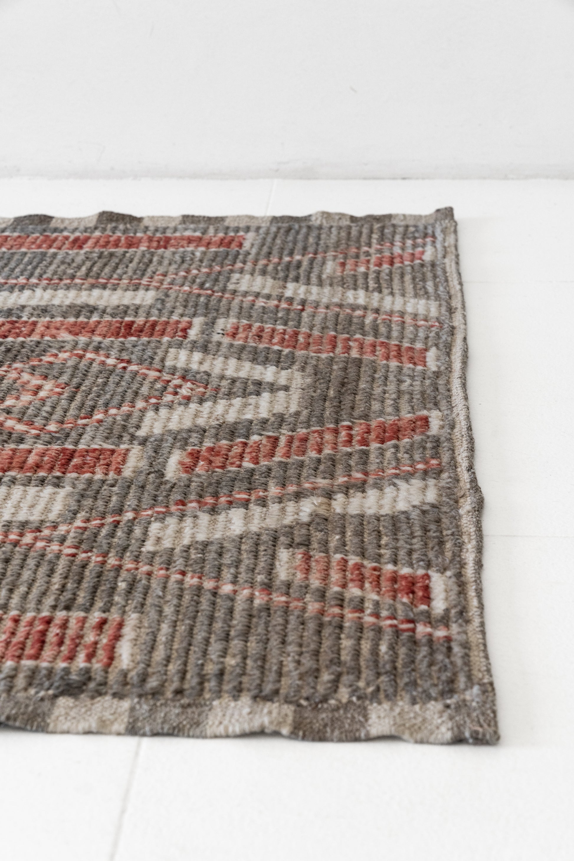 District Loom Contemporary Tulu runner rug 024