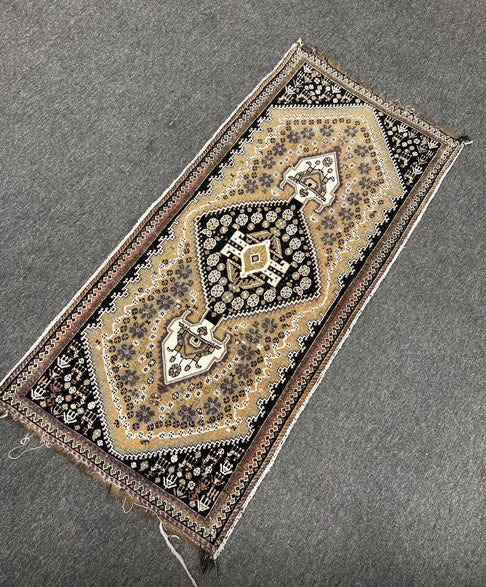 Custom sourced DL11363