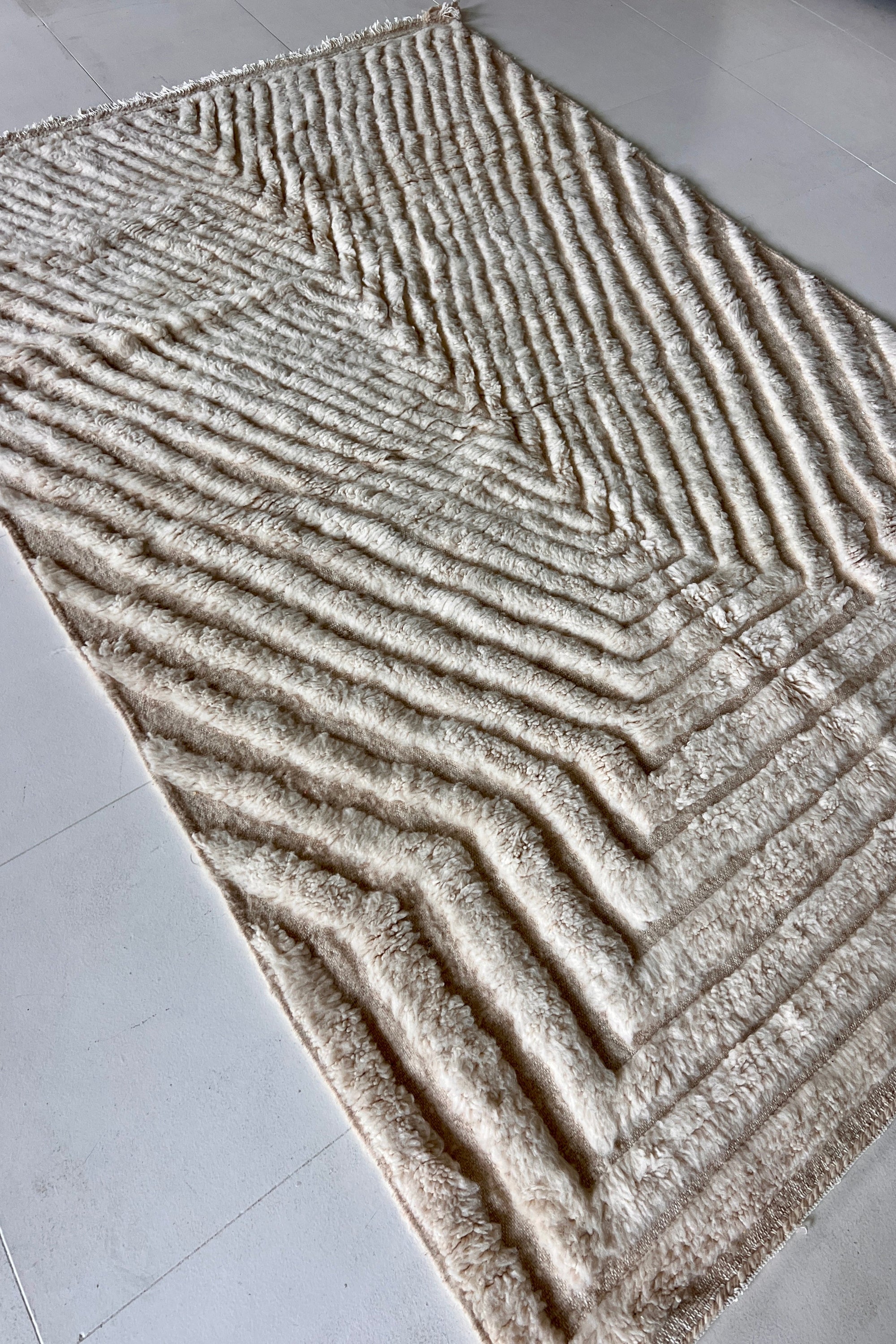 District Loom Modern Beni Ouarain Area Rug Alisma