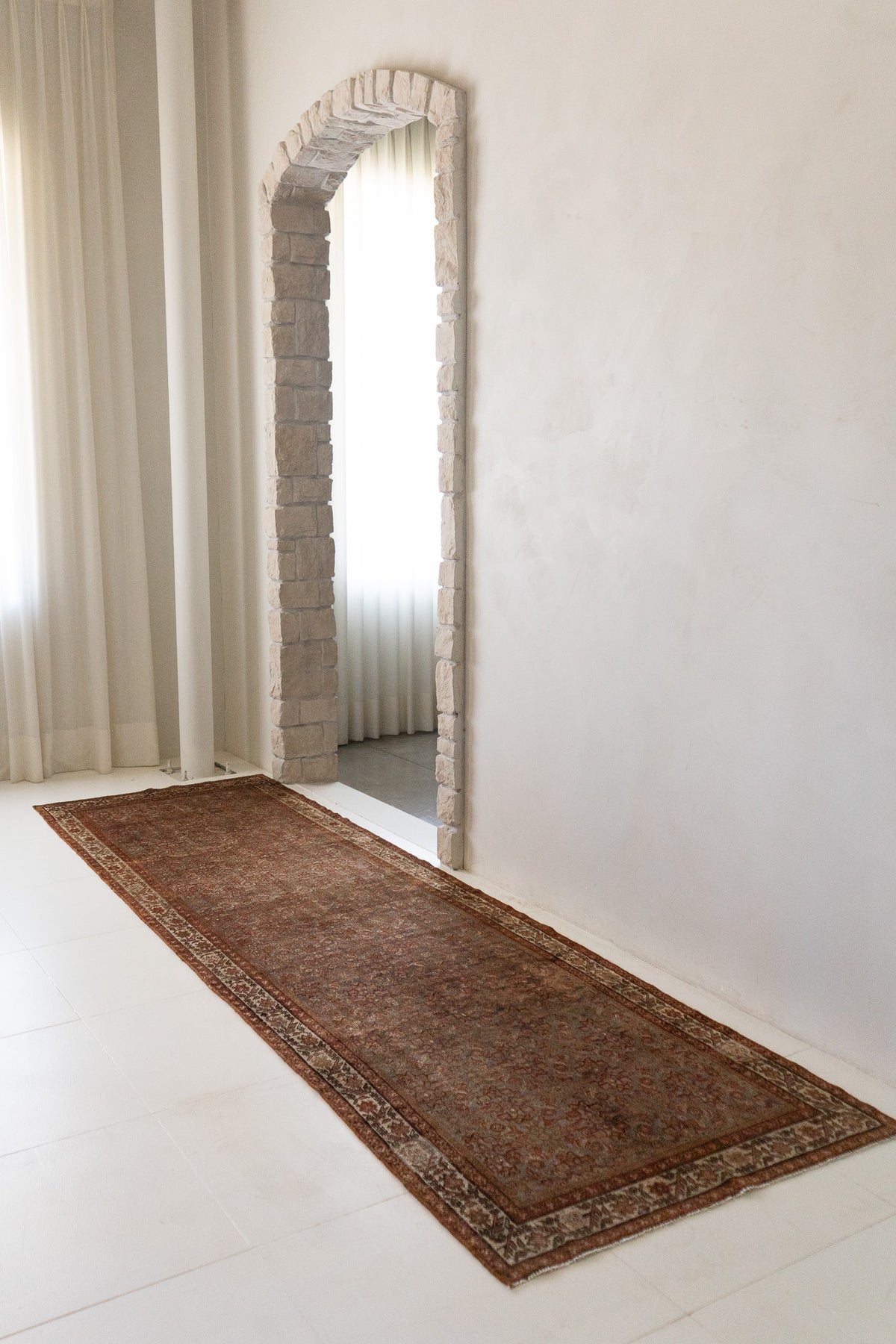 Arlee | 3'9 x 12'10