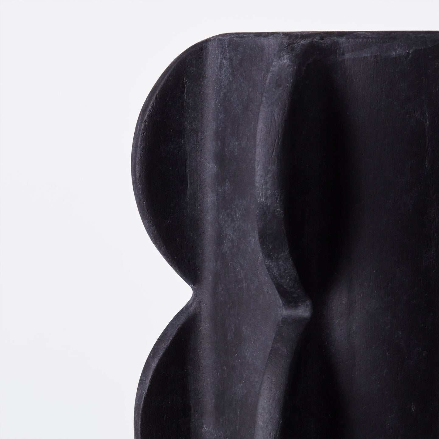 Arcissimo Vase Black Medium