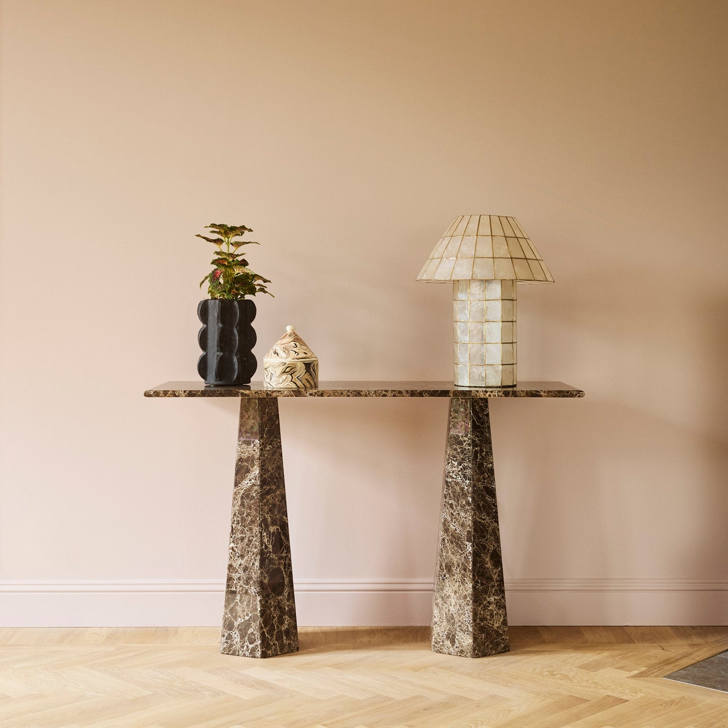 Cornelia Table lamp