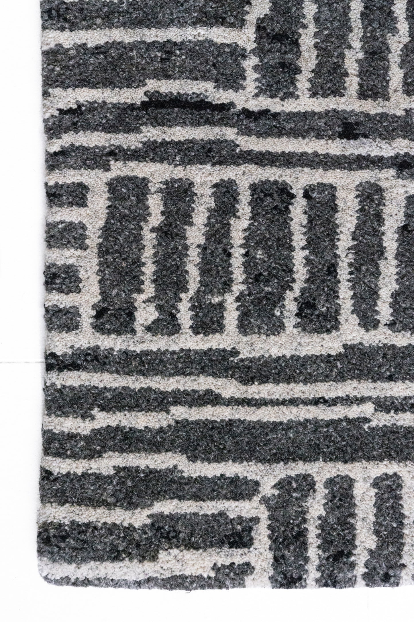 Alpine-Iron-Alps :: District-Loom-Alpine-Collection-Alps-Corner