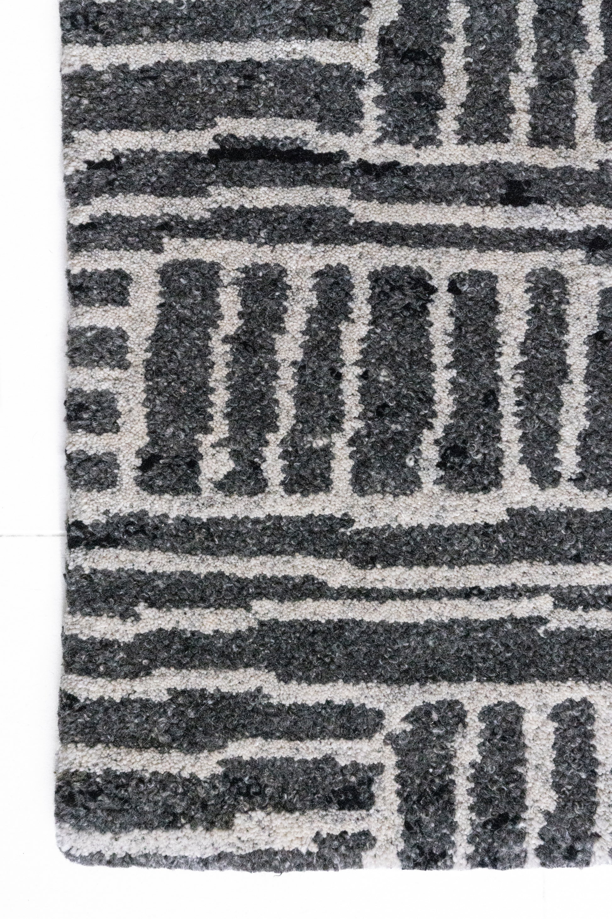 Alpine-Iron-Alps :: District-Loom-Alpine-Collection-Alps-Corner