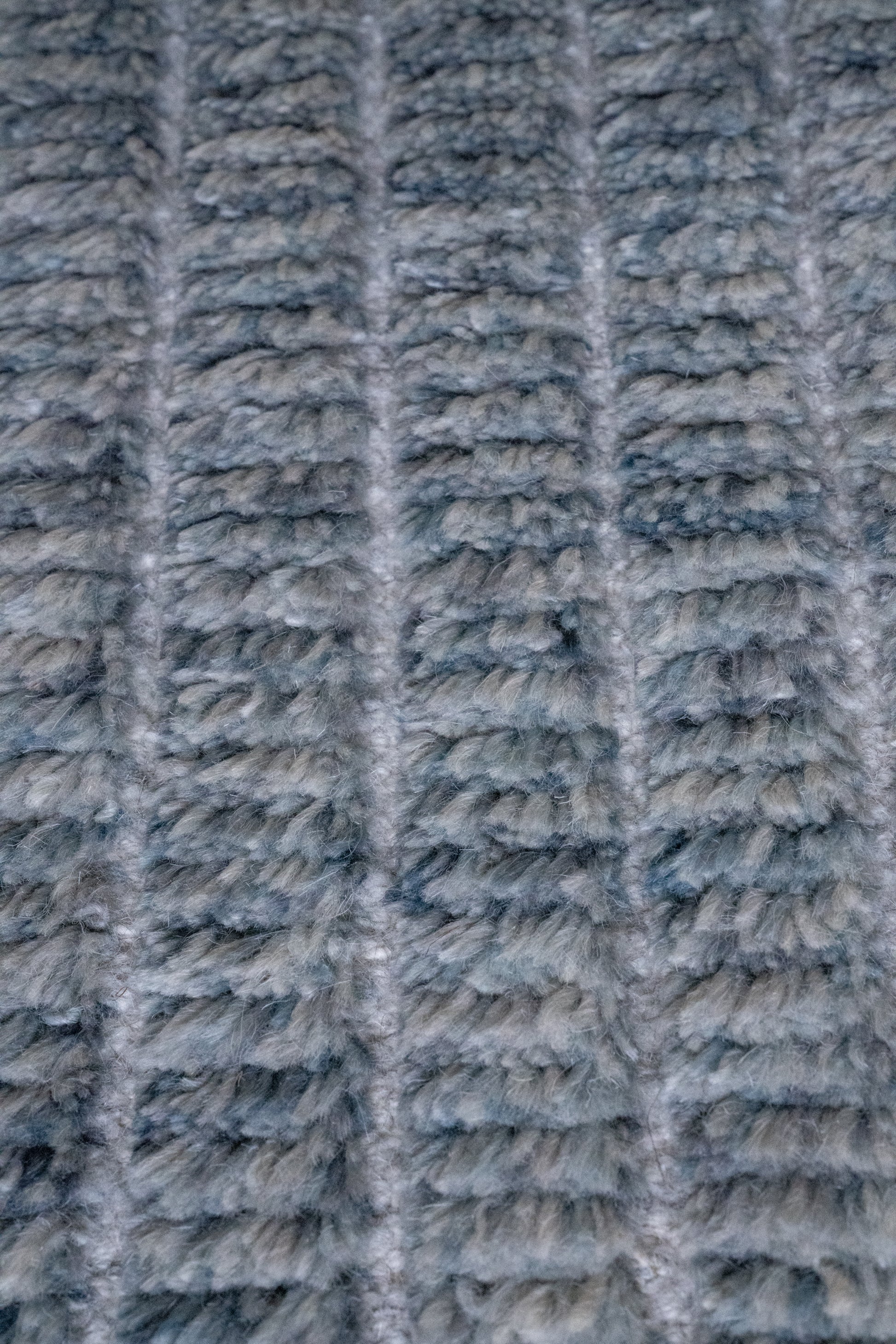 District-Loom-Culoir-Collection-Modern-Made-to-Order-Rug-Axis-Slate