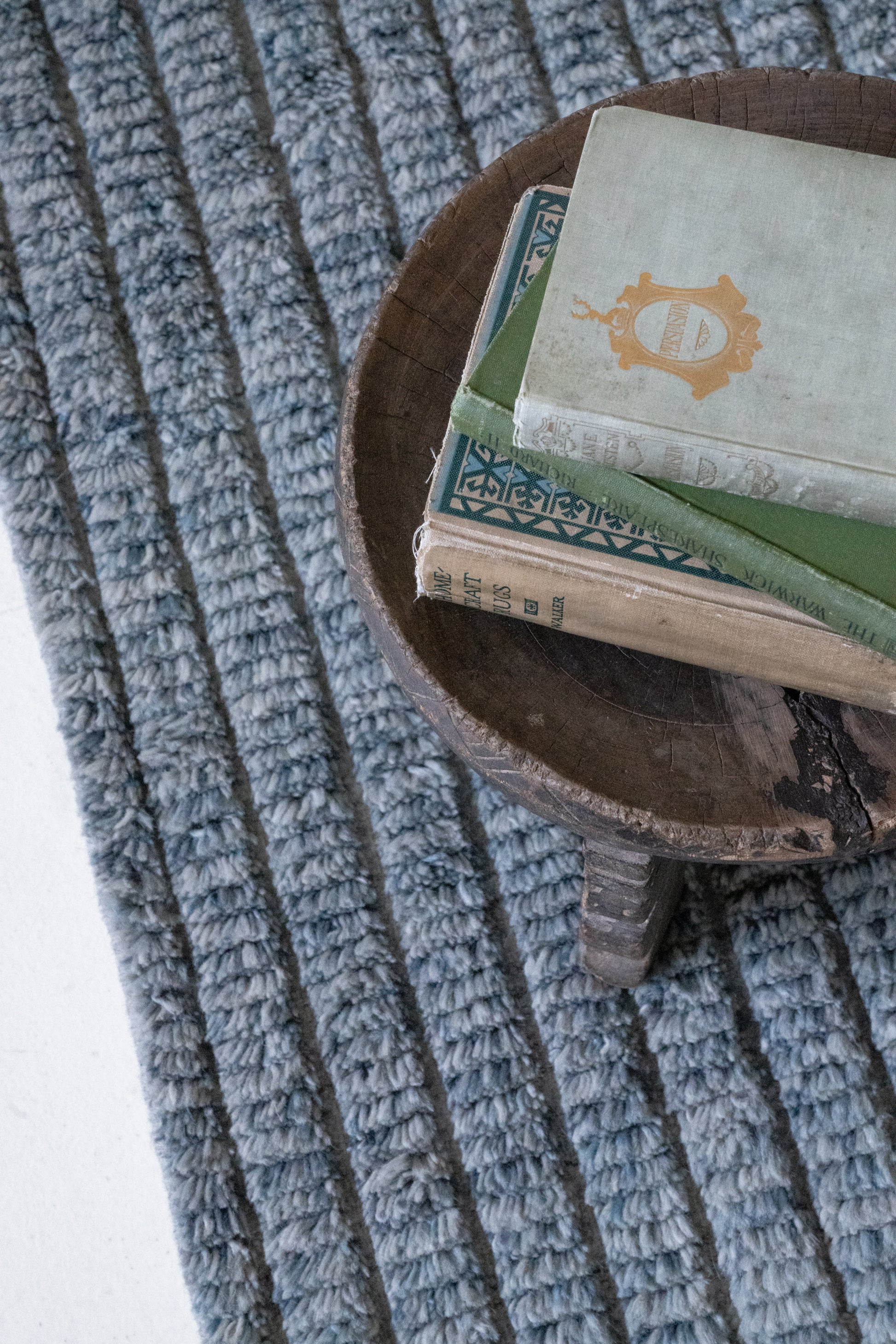 District-Loom-Culoir-Collection-Modern-Made-to-Order-Rug-Axis-Slate