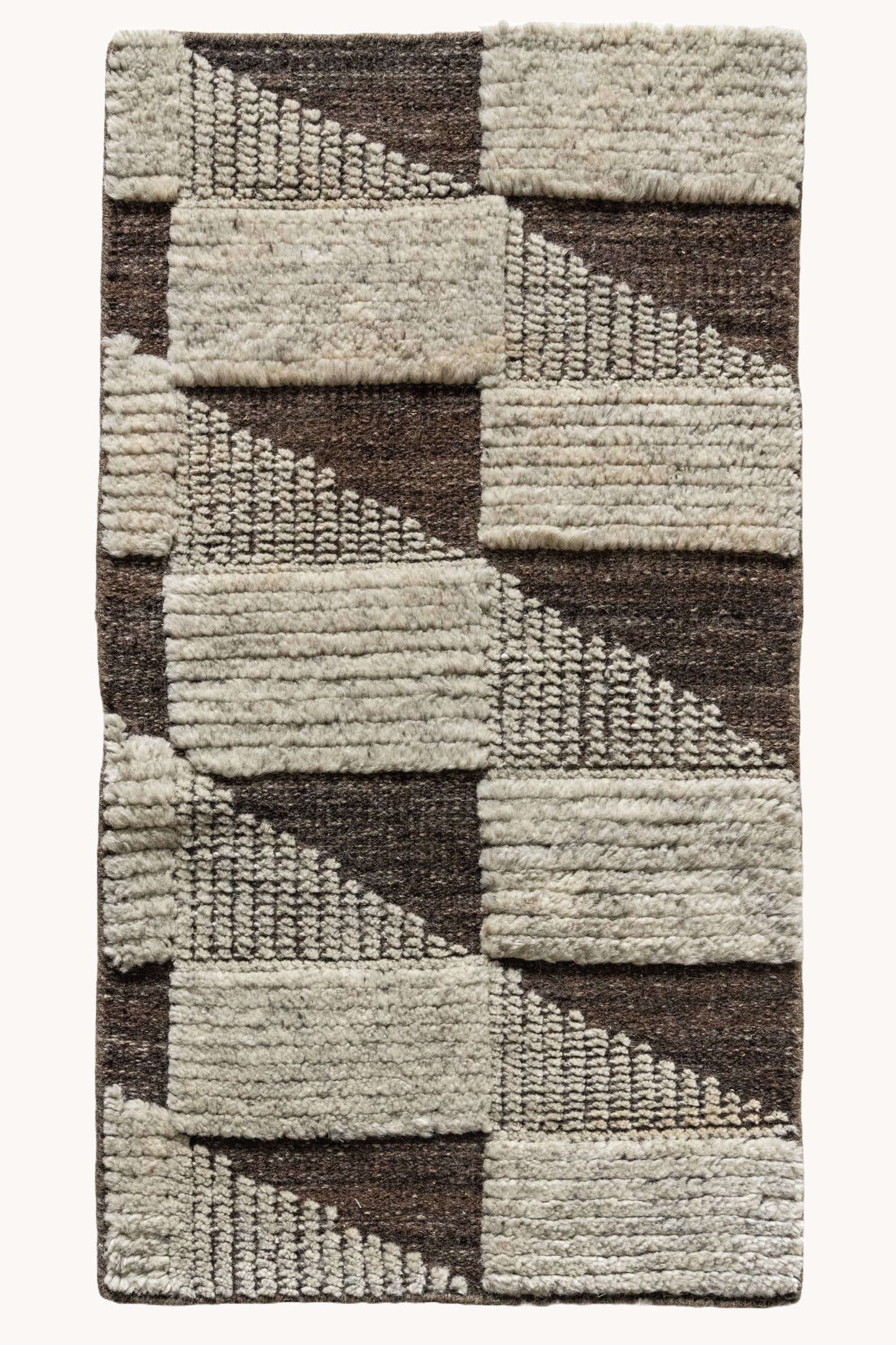 District-Loom-Culoir-Collection-Modern-Made-to-Order-Rug-Axis-Threshold