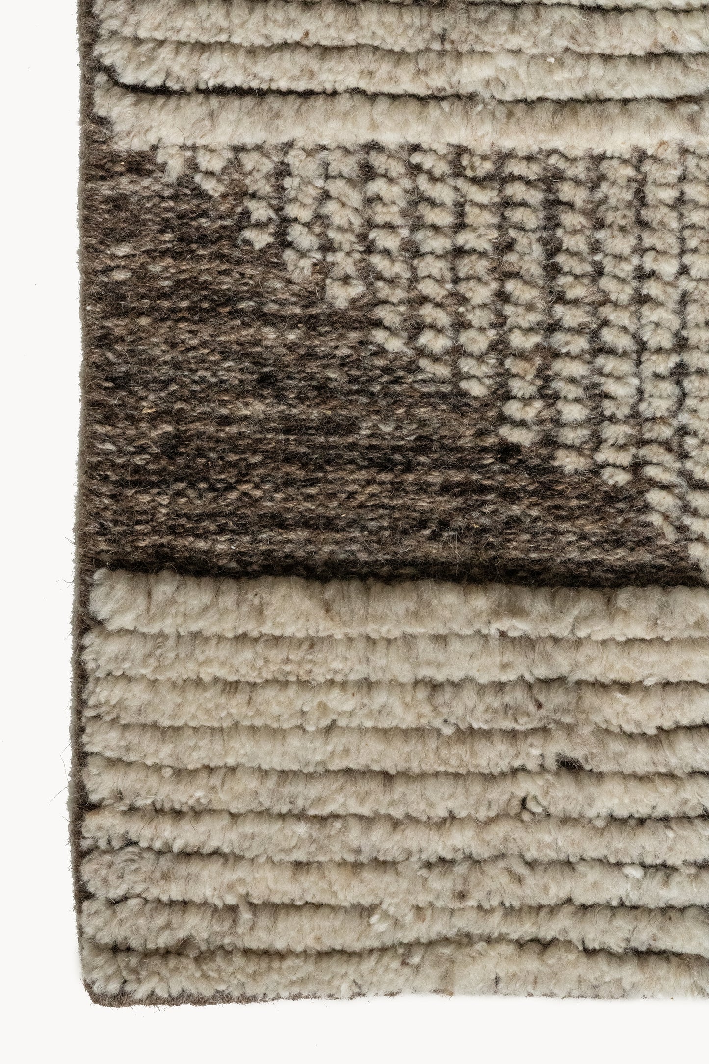 District-Loom-Culoir-Collection-Modern-Made-to-Order-Rug-Axis-Threshold