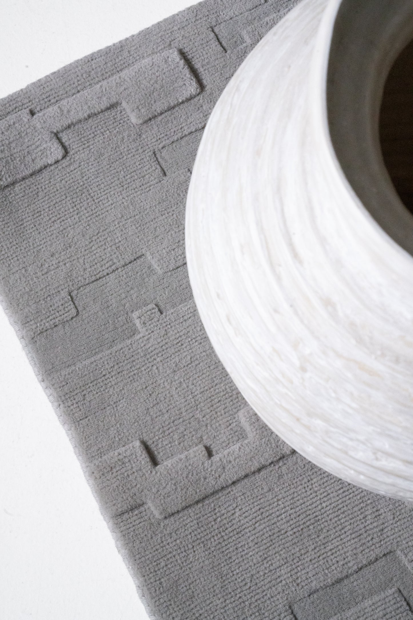 District-Loom-Strata-Collection-Contour-Styled