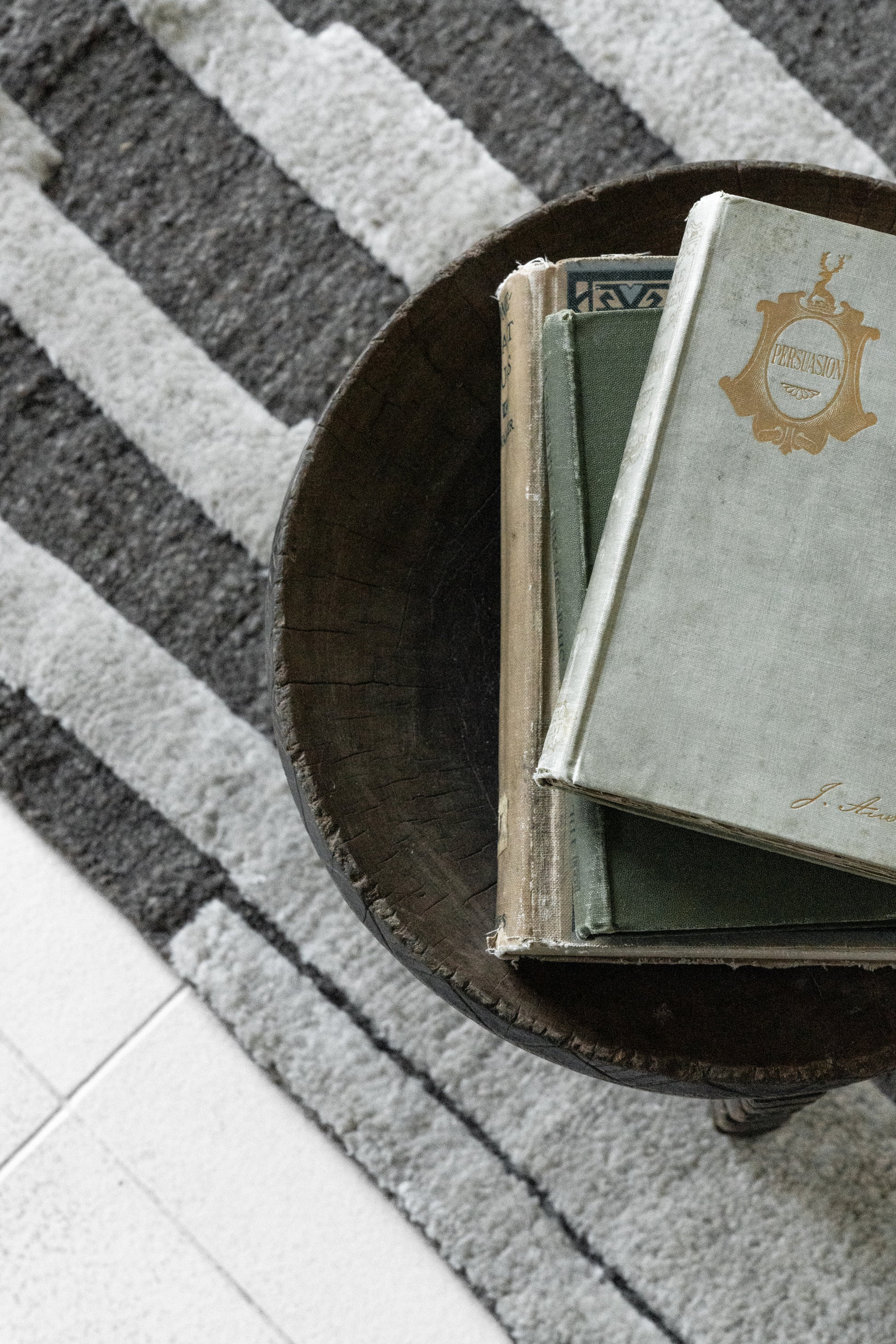 District-Loom-Strata-Collection-Pillar-Styled