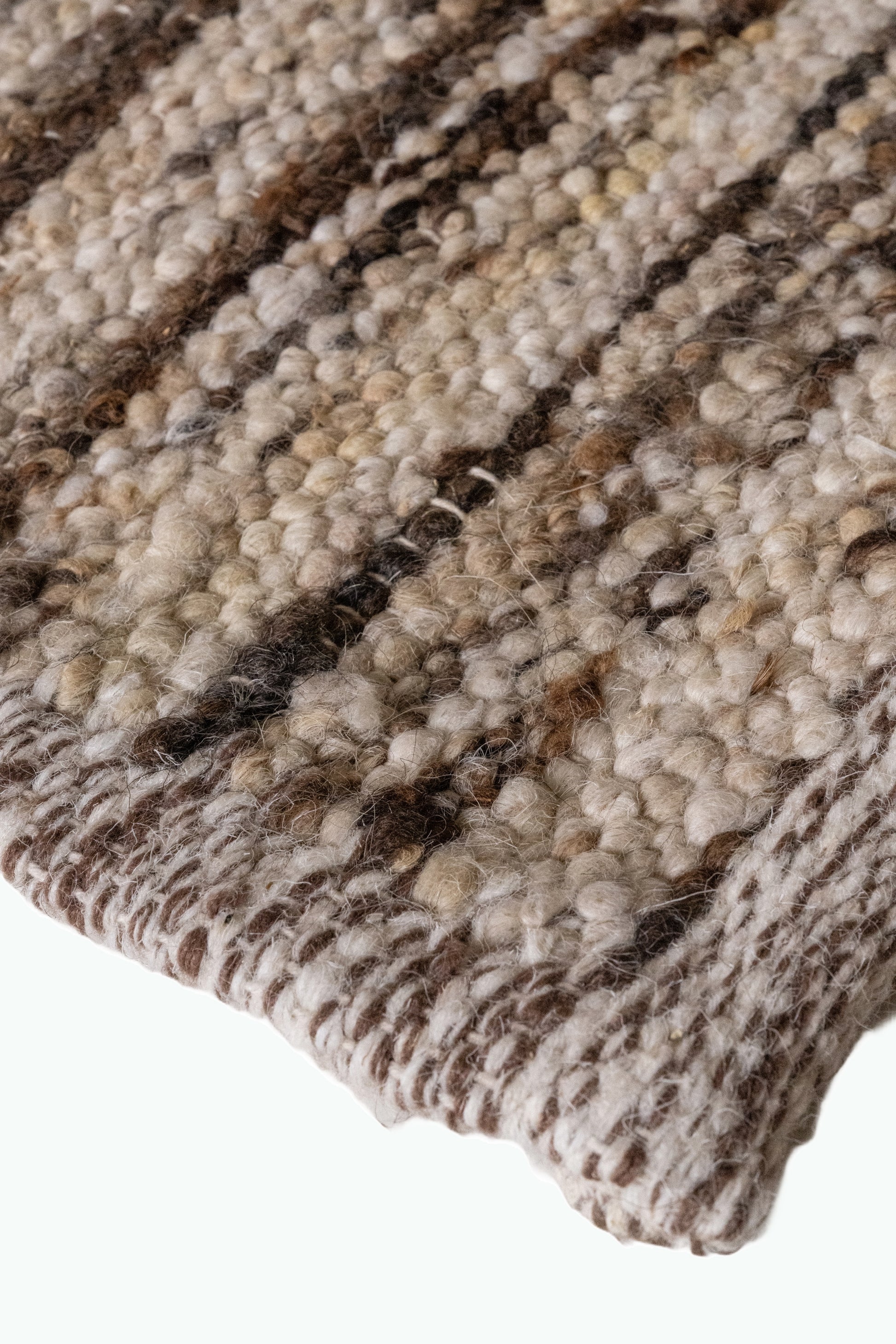 Linear-Rust :: District-Loom-Tundra-Collection-Ivory-Bark-Corner-Detail