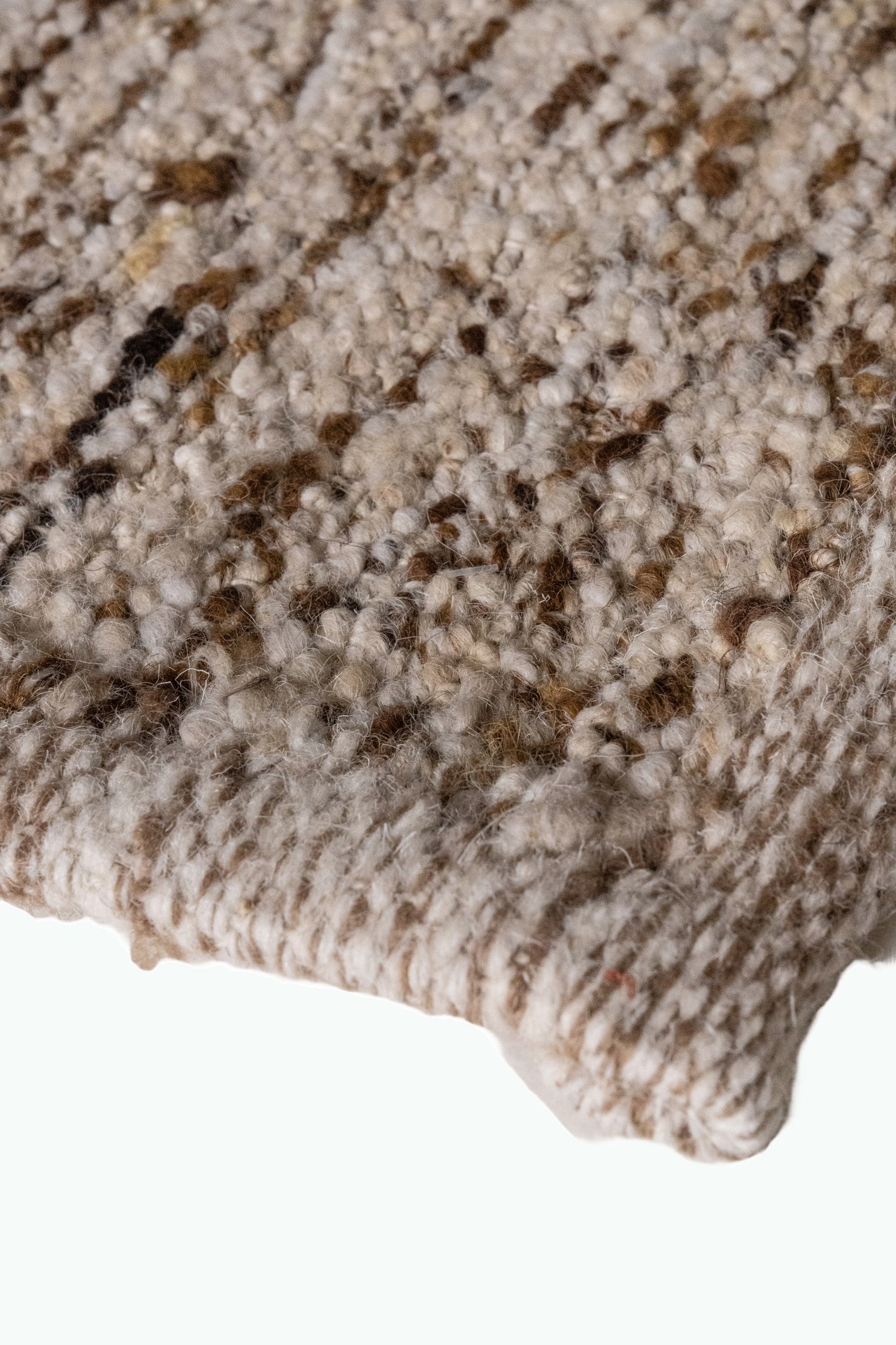 Linear-Rust :: District-Loom-Tundra-Collection-Ivory-Corner-Detail