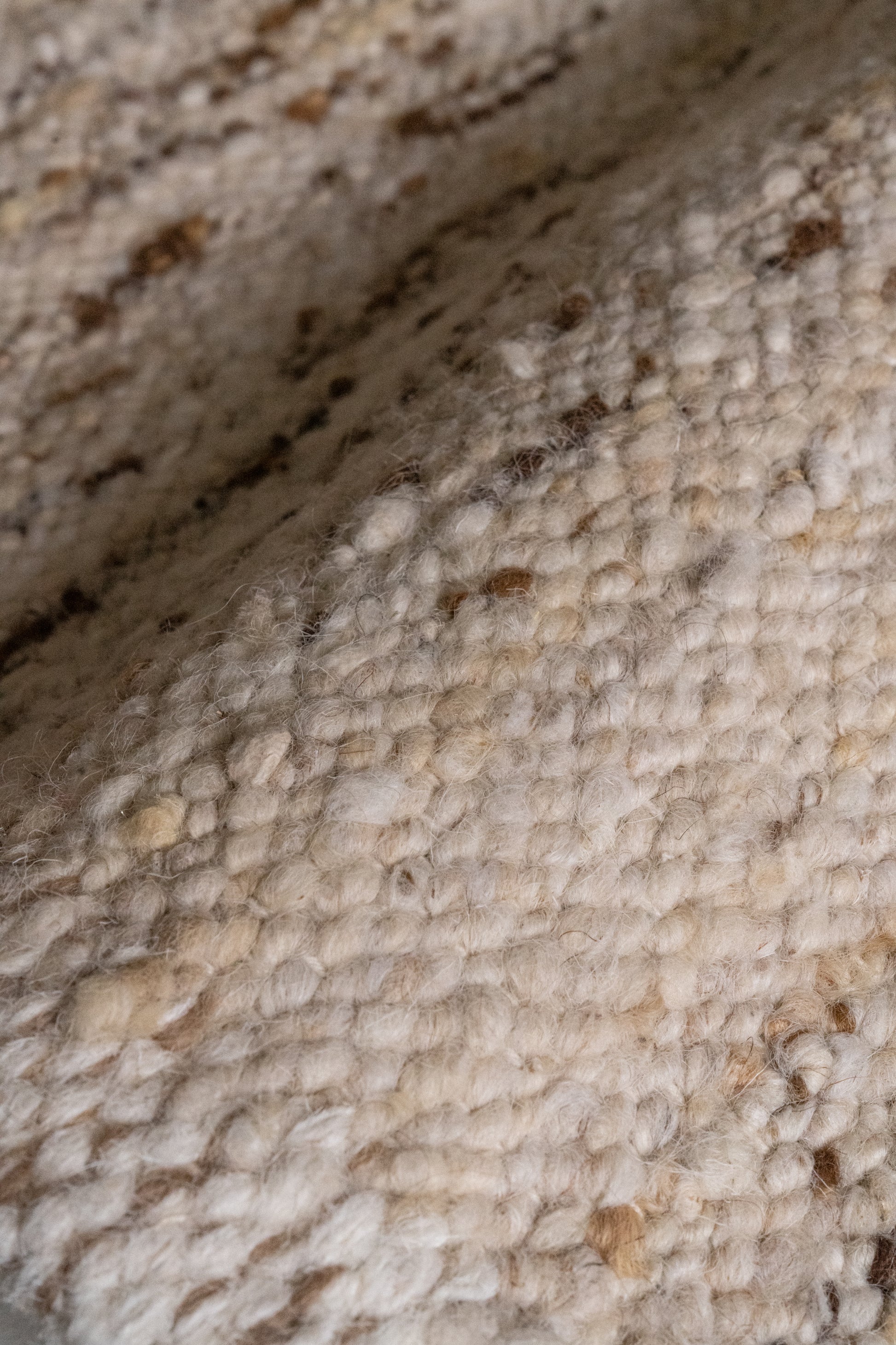 Linear-Rust :: District-Loom-Tundra-Collection-Ivory-Corner-Movement-Texture