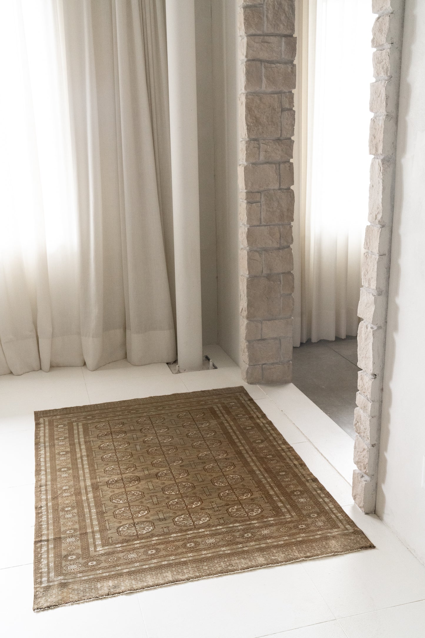 District-Loom-Vintage-Belluch-Scatter-Rug-Risa