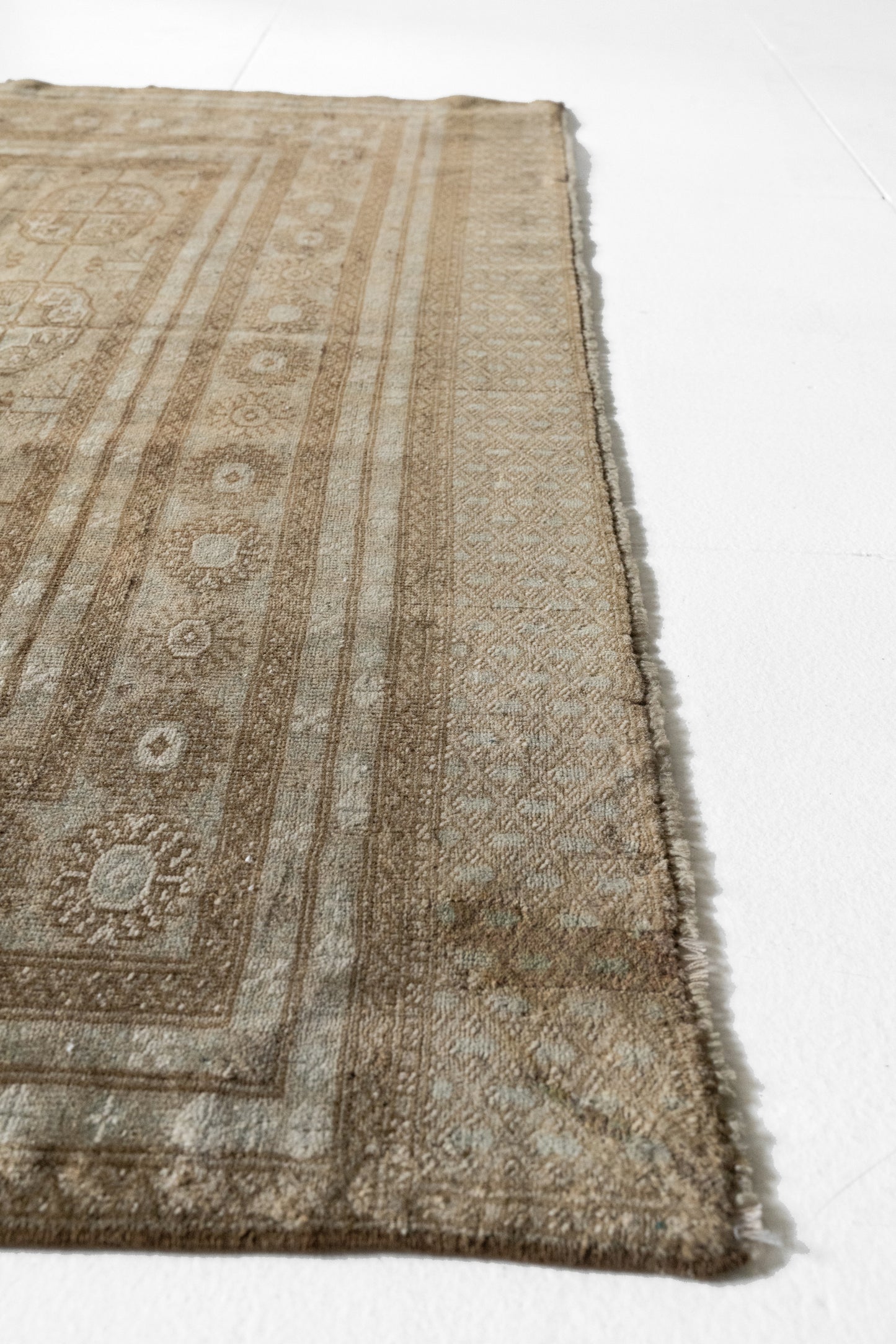 District-Loom-Vintage-Belluch-Scatter-Rug-Risa