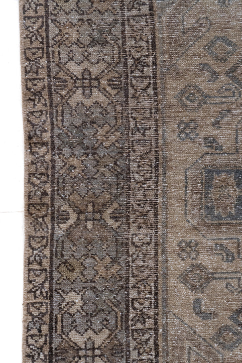District-Loom-Vintage-Karaja-Scatter-Rug-Edge