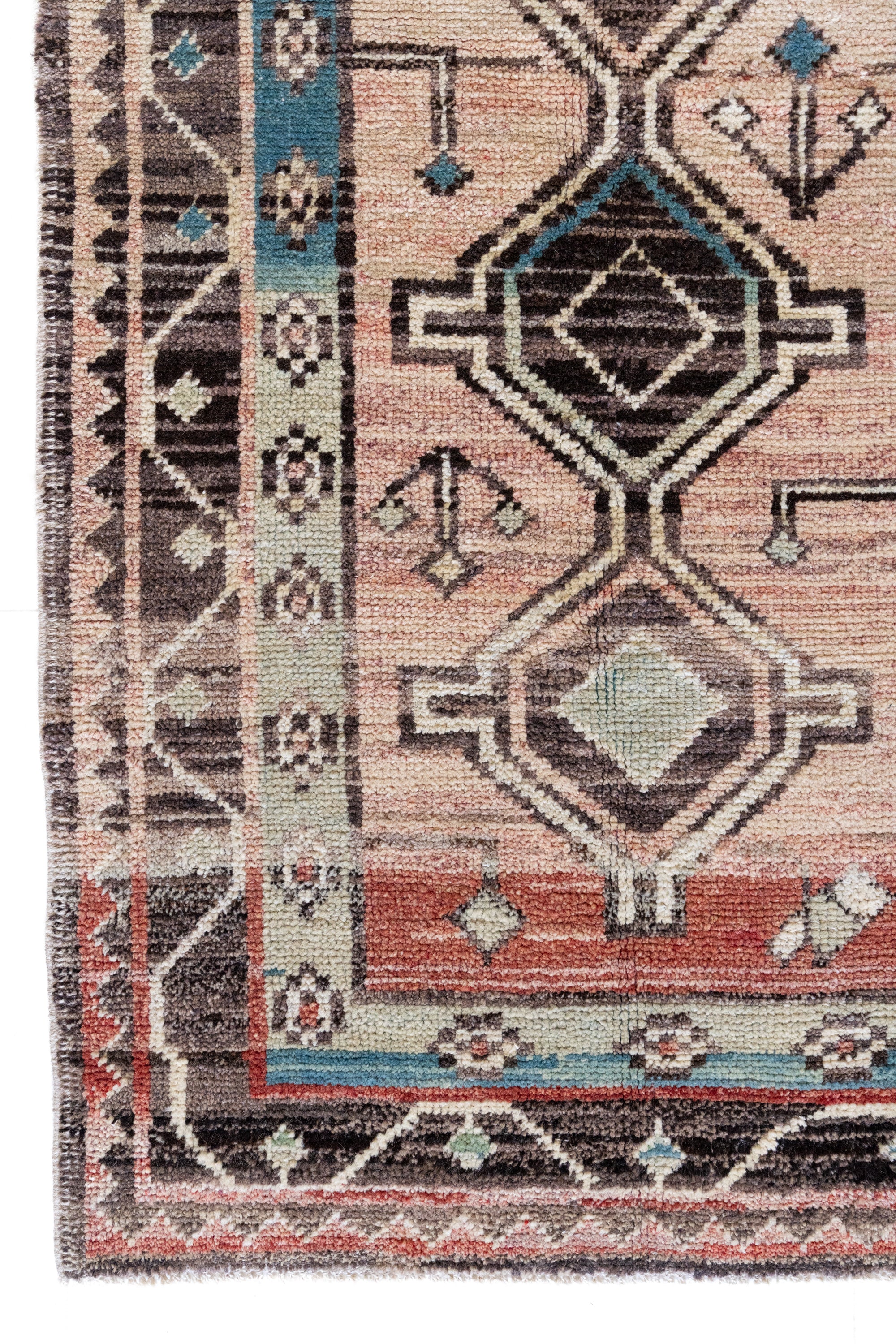 District-Loom-Vintage-Kars-Runner-Rug-Fairfield-Corner