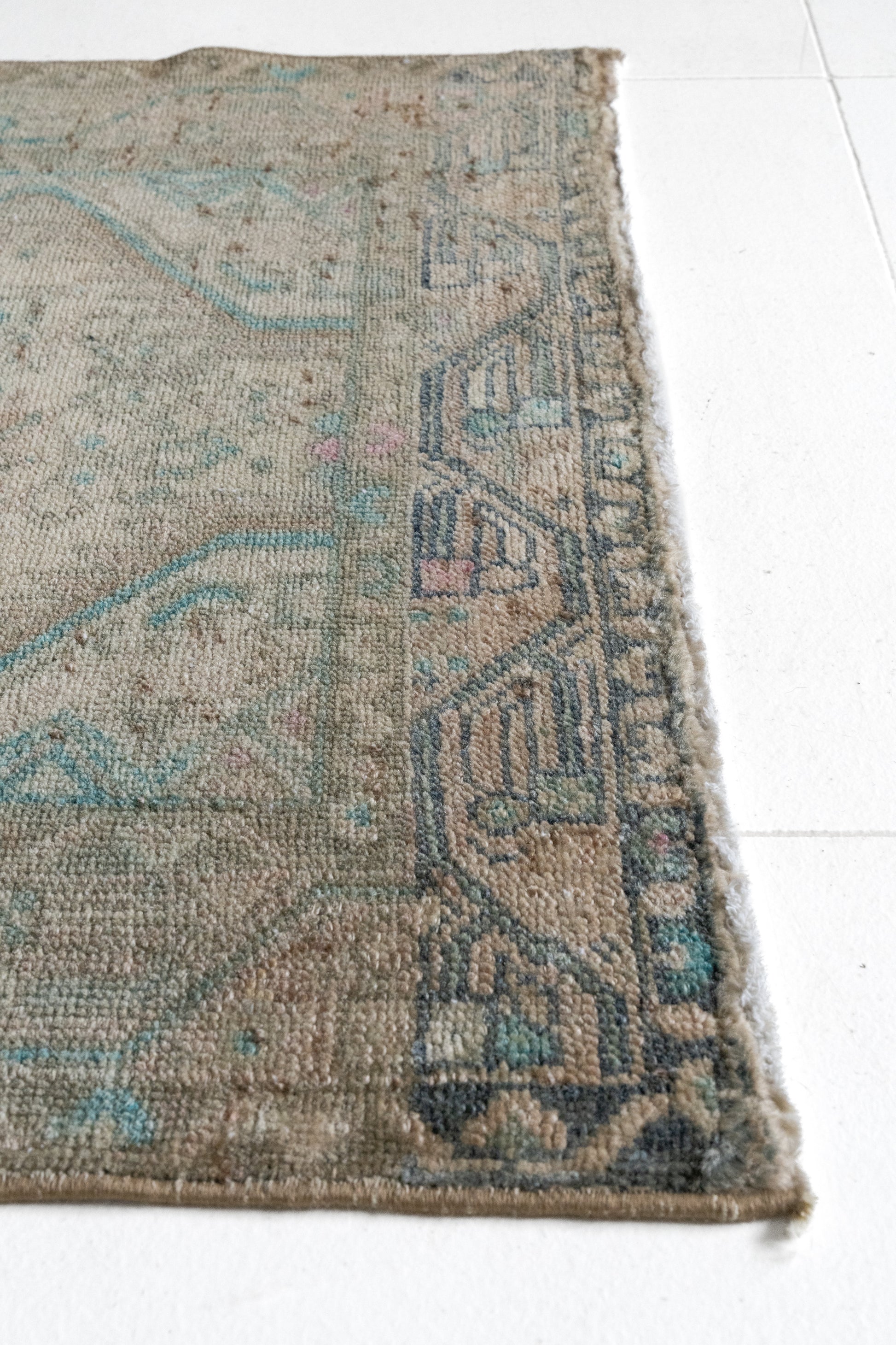 District-Loom-Vintage-Lilihan-Runner-Rug-Laramie