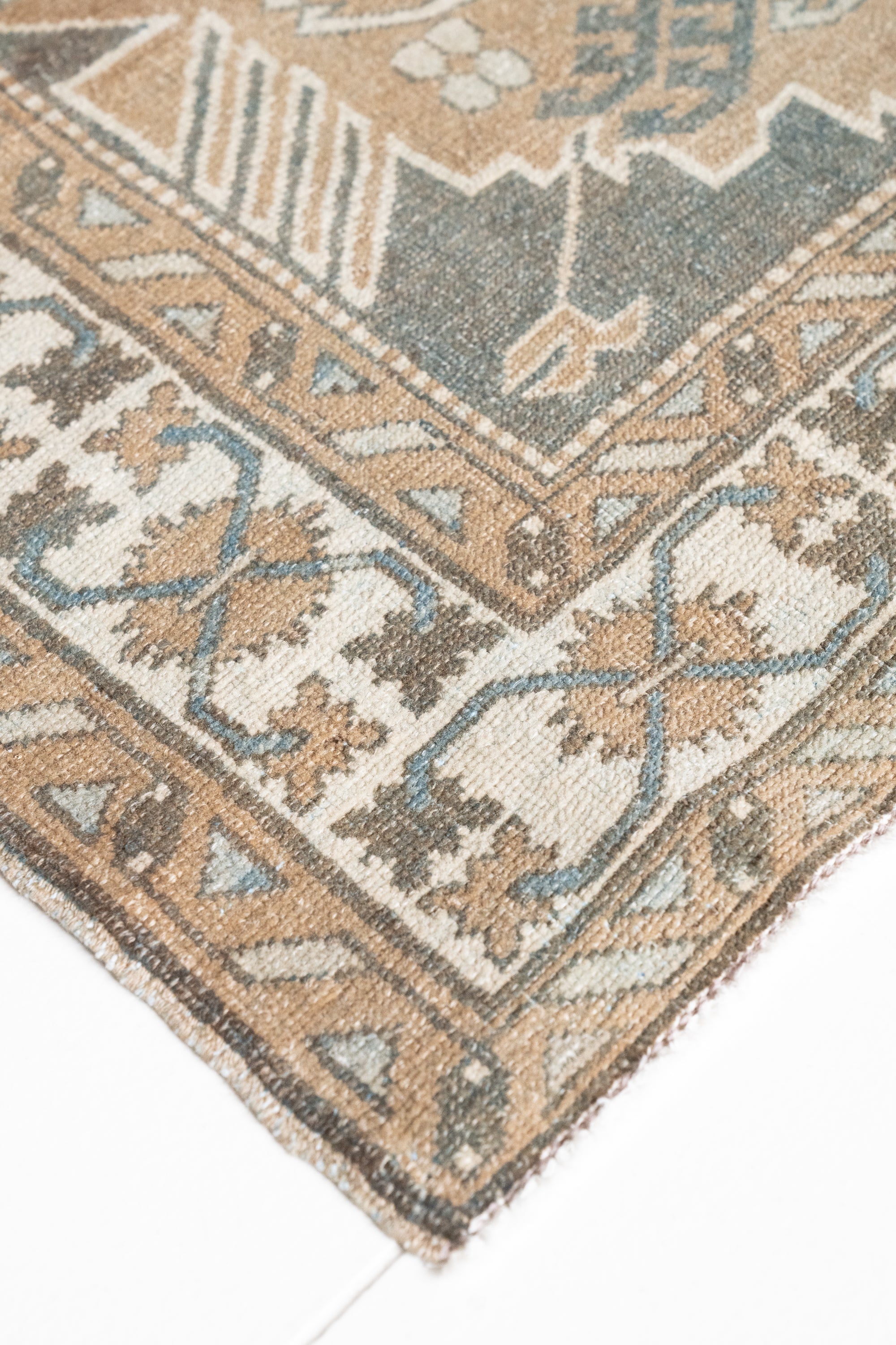 District-Loom-Vintage-Runner-Rug-Timber-Corner-Anlge