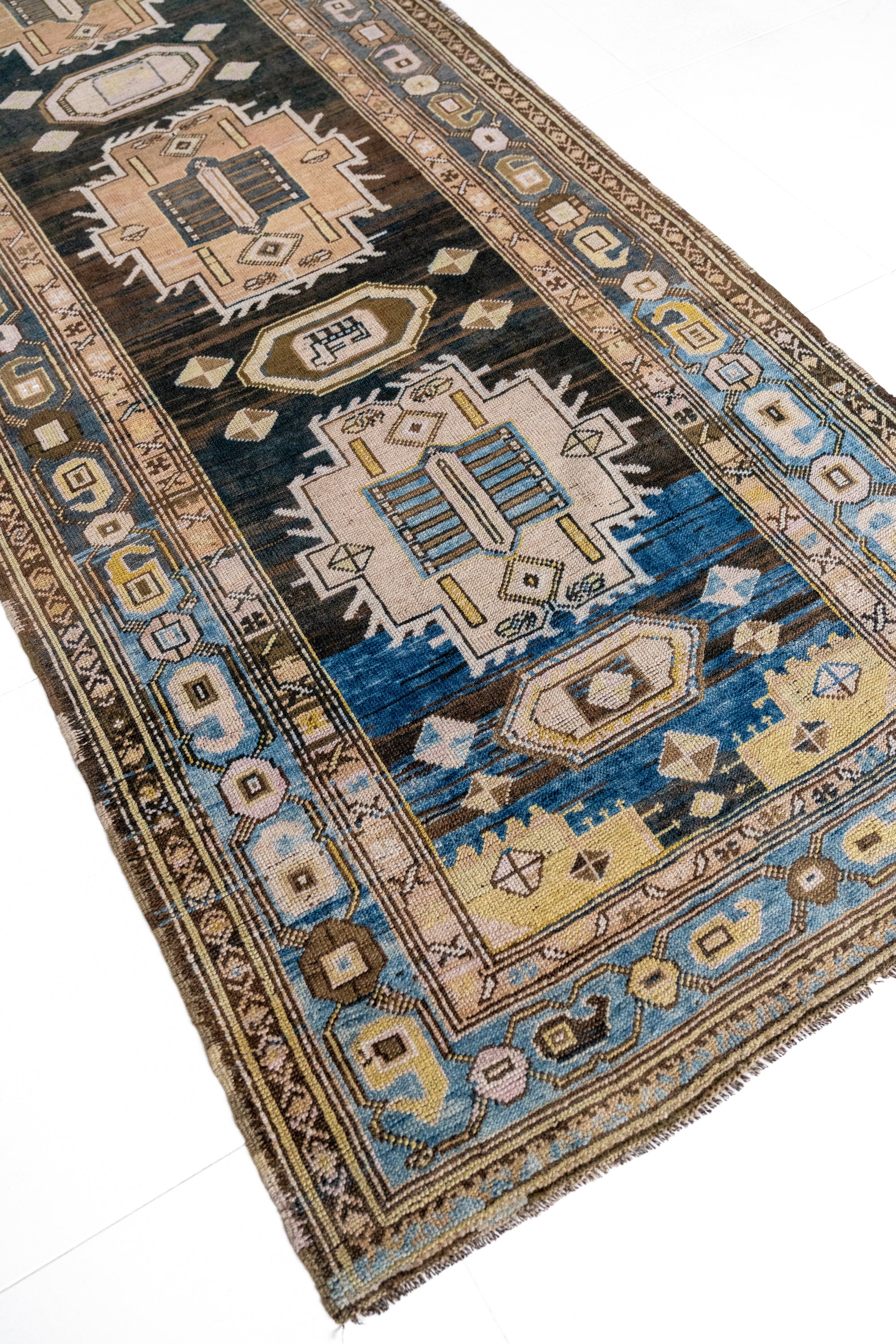 District-Loom-Vintage-Scatter-Rug-Norris-Corner-Image