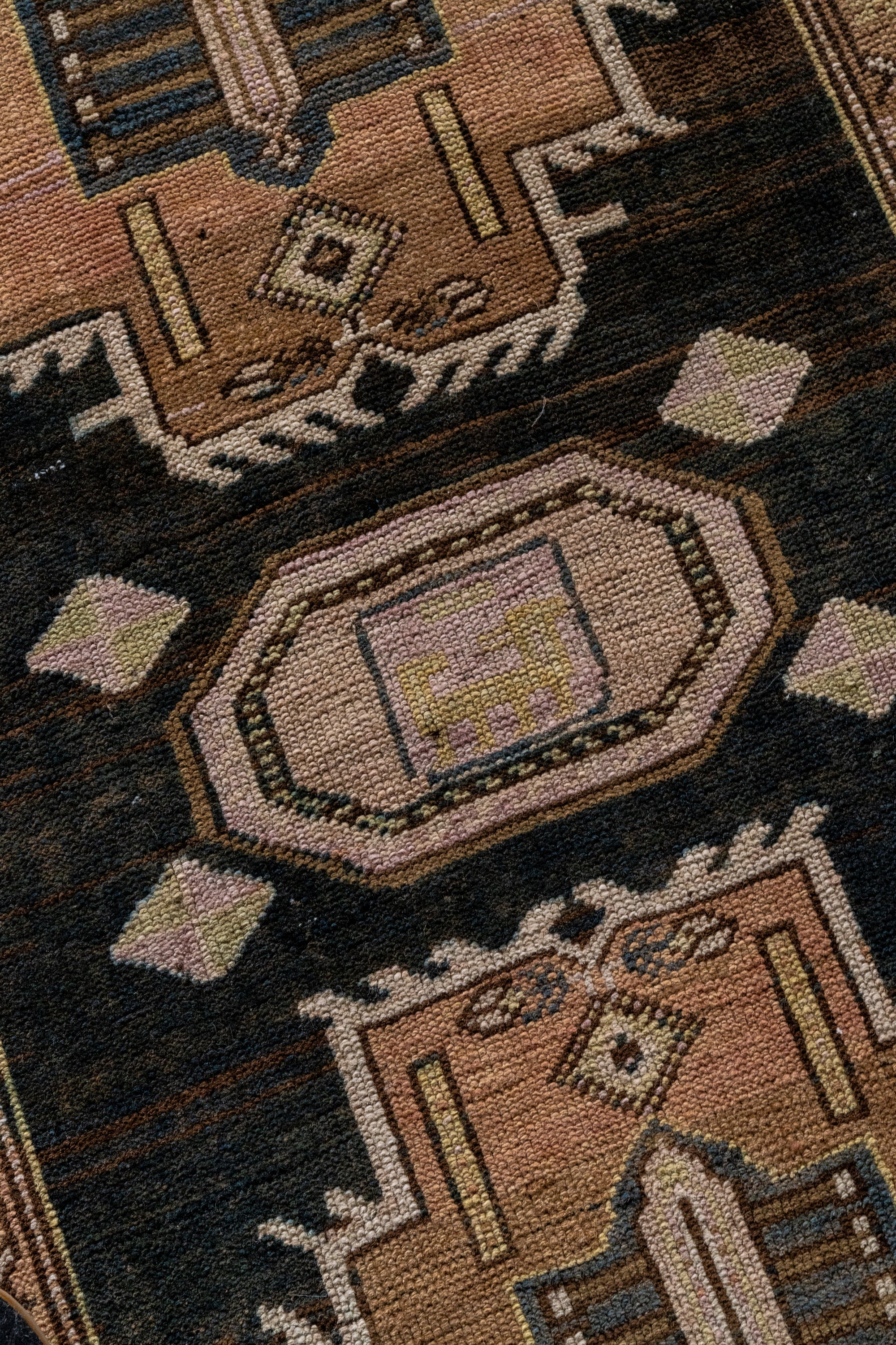 District-Loom-Vintage-Scatter-Rug-Norris-Detail