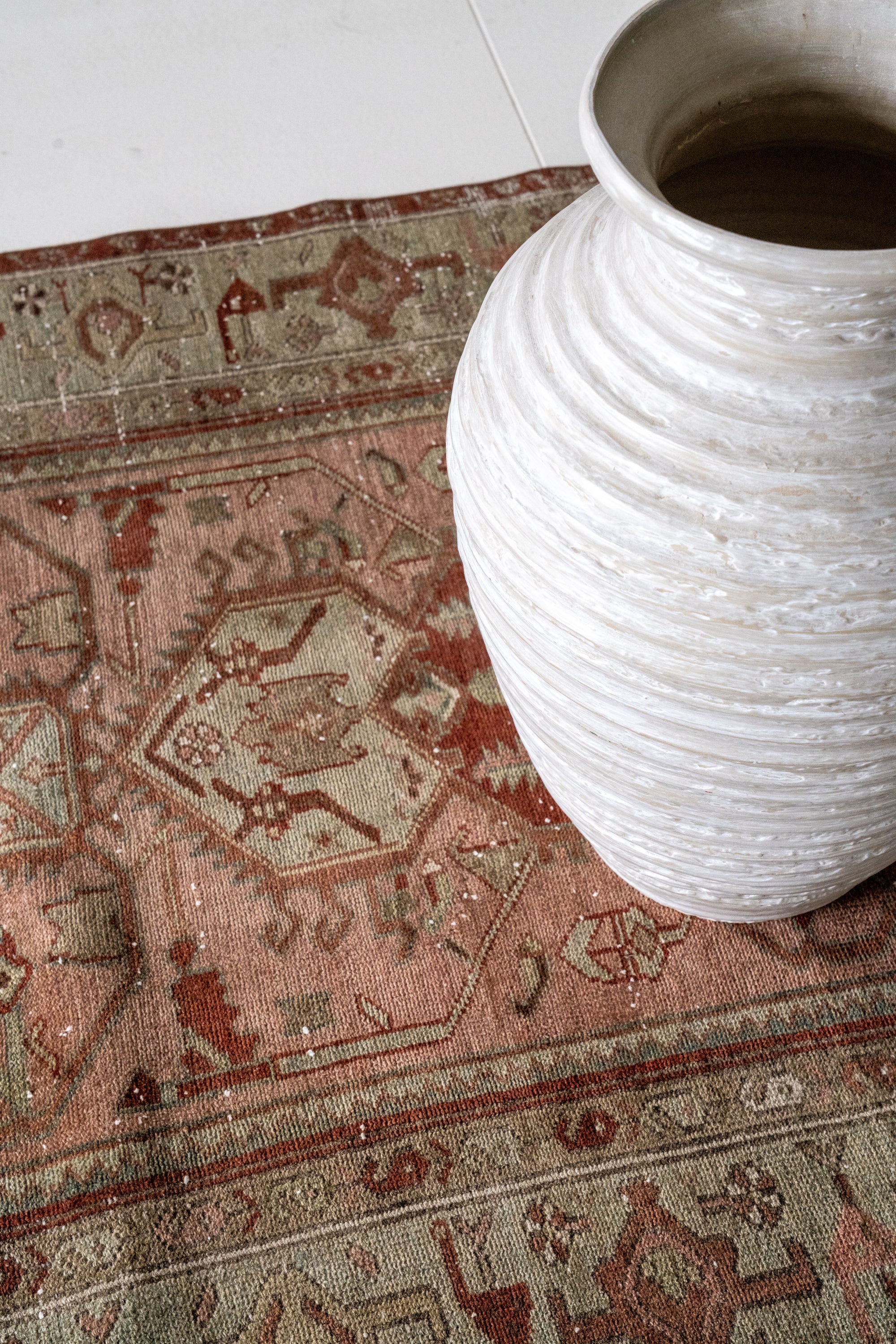 District-Loom-Vintage-Scatter-Rug-Pierra-Styled-Vase